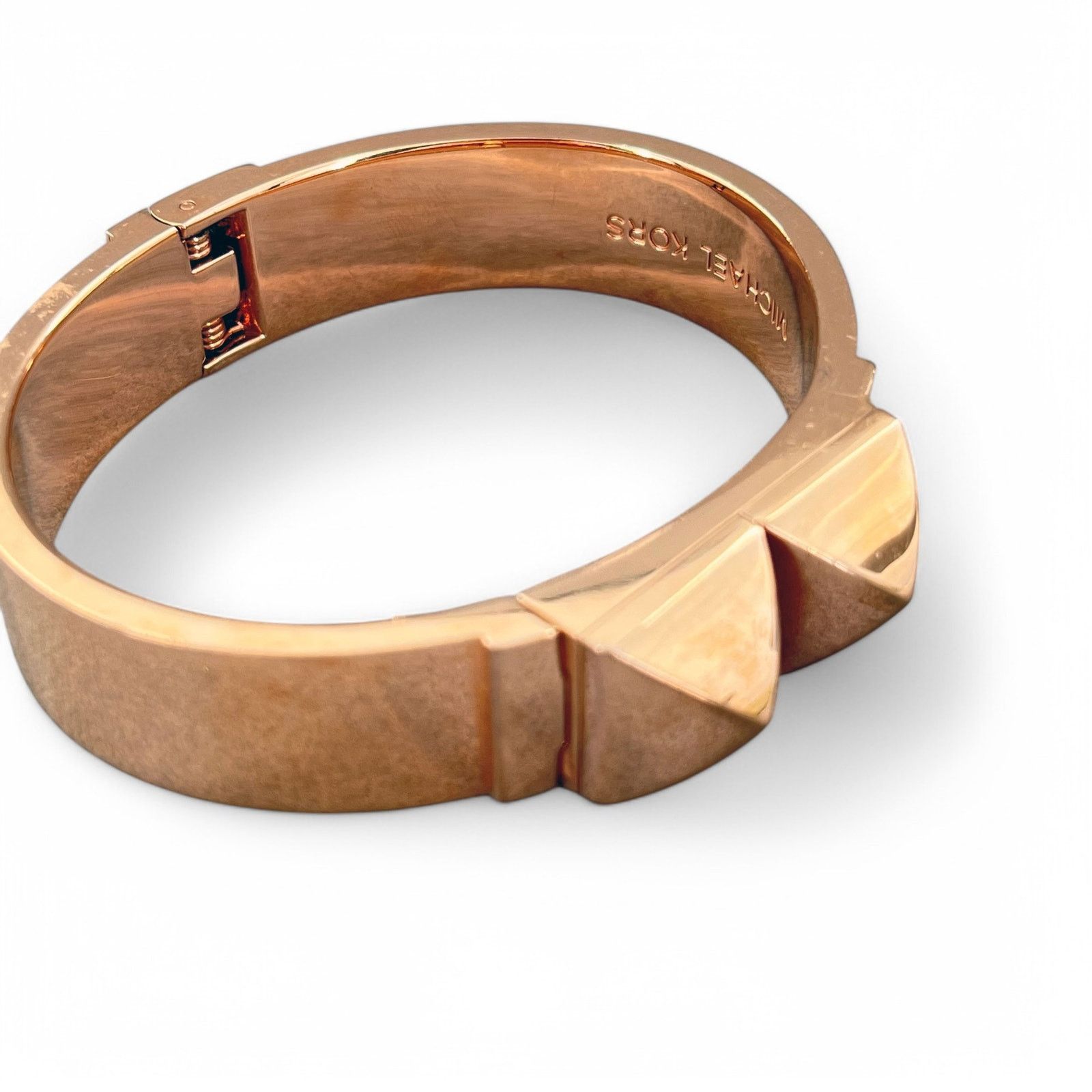 Michael Kors Michael Kors Pyramid Stud Bangle Bracelet Hinged Rose Gold Size ONE SIZE - 8 Thumbnail