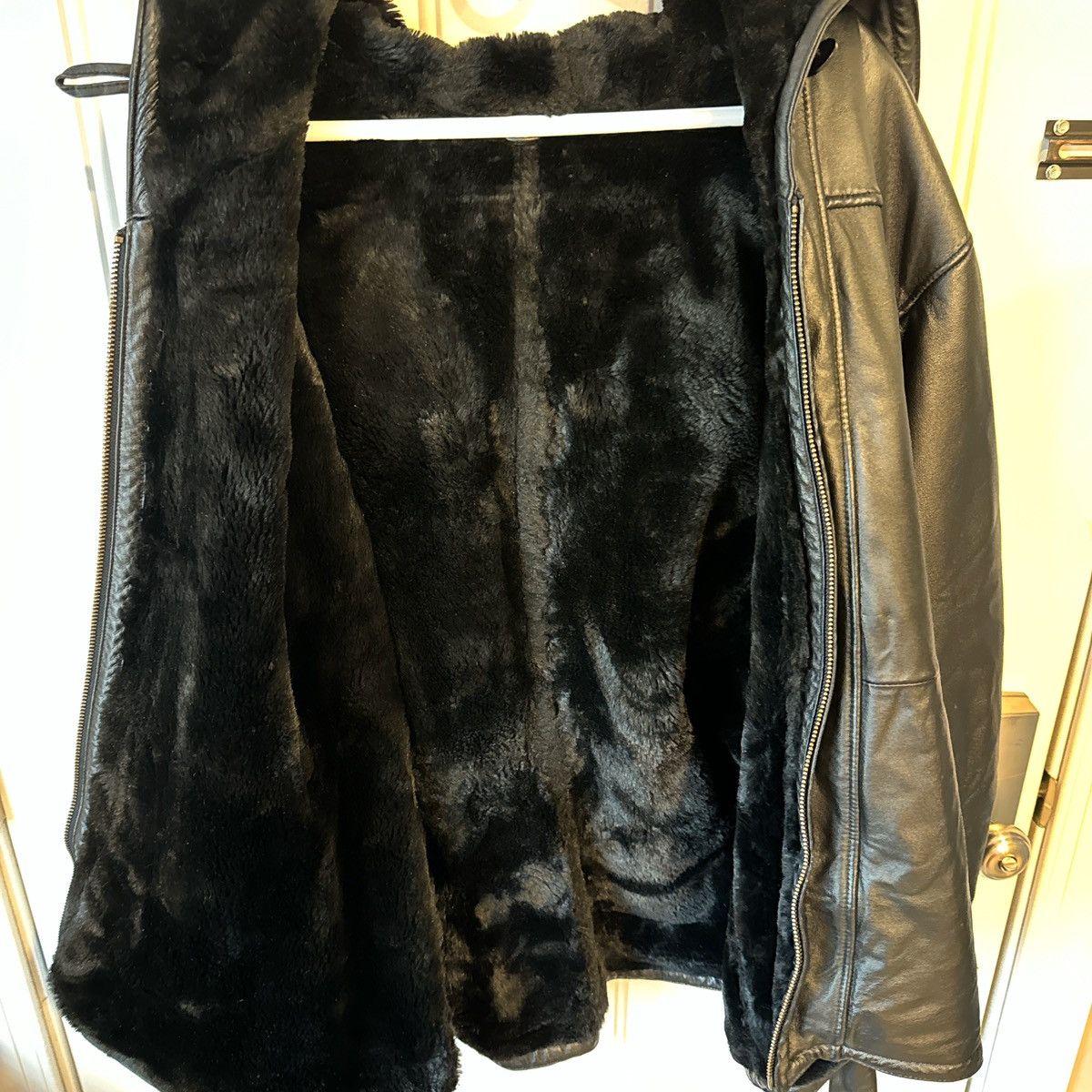 Wilsons Leather Wilson's Leather Black Leather Coat with Faux Fur Lined Hood Size XXL / US 16-18 / IT 52-54 - 3 Thumbnail