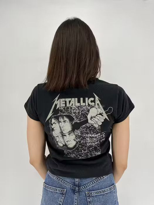 Band Tees × Metallica × Vintage Vintage Y2K Metallica Band Tour Distressed Tshirt Streetwear Size M / US 6-8 / IT 42-44 - 3 Thumbnail