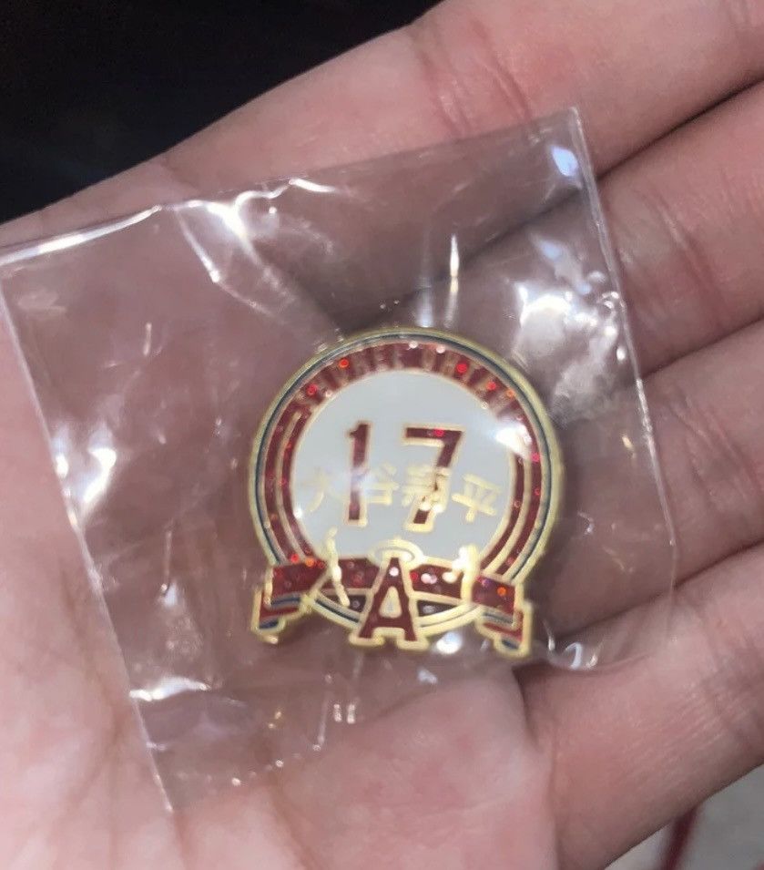 MyFitteds Myfitteds shohei ohtani angels 17 pin in store exclu Size ONE SIZE - 2 Thumbnail