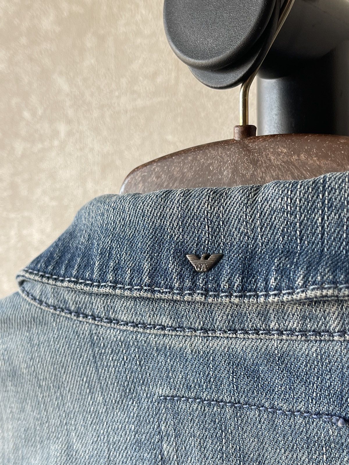 Armani Vintage Armani Jeans Pocket Distressed Denim Jacket y2k Size M / US 6-8 / IT 42-44 - 16 Thumbnail