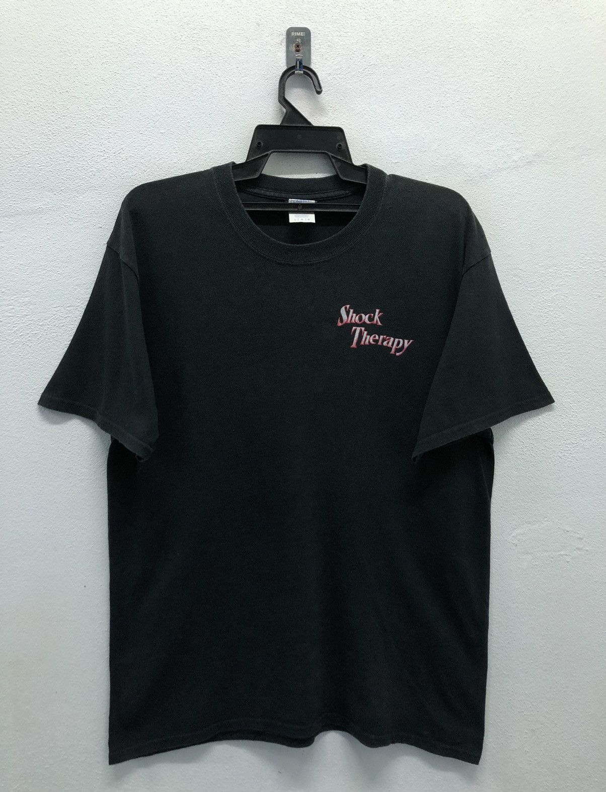Vintage Vintage Port & Company Shock Therapy T-Shirt Size US L / EU 52-54 / 3 - 2 Thumbnail