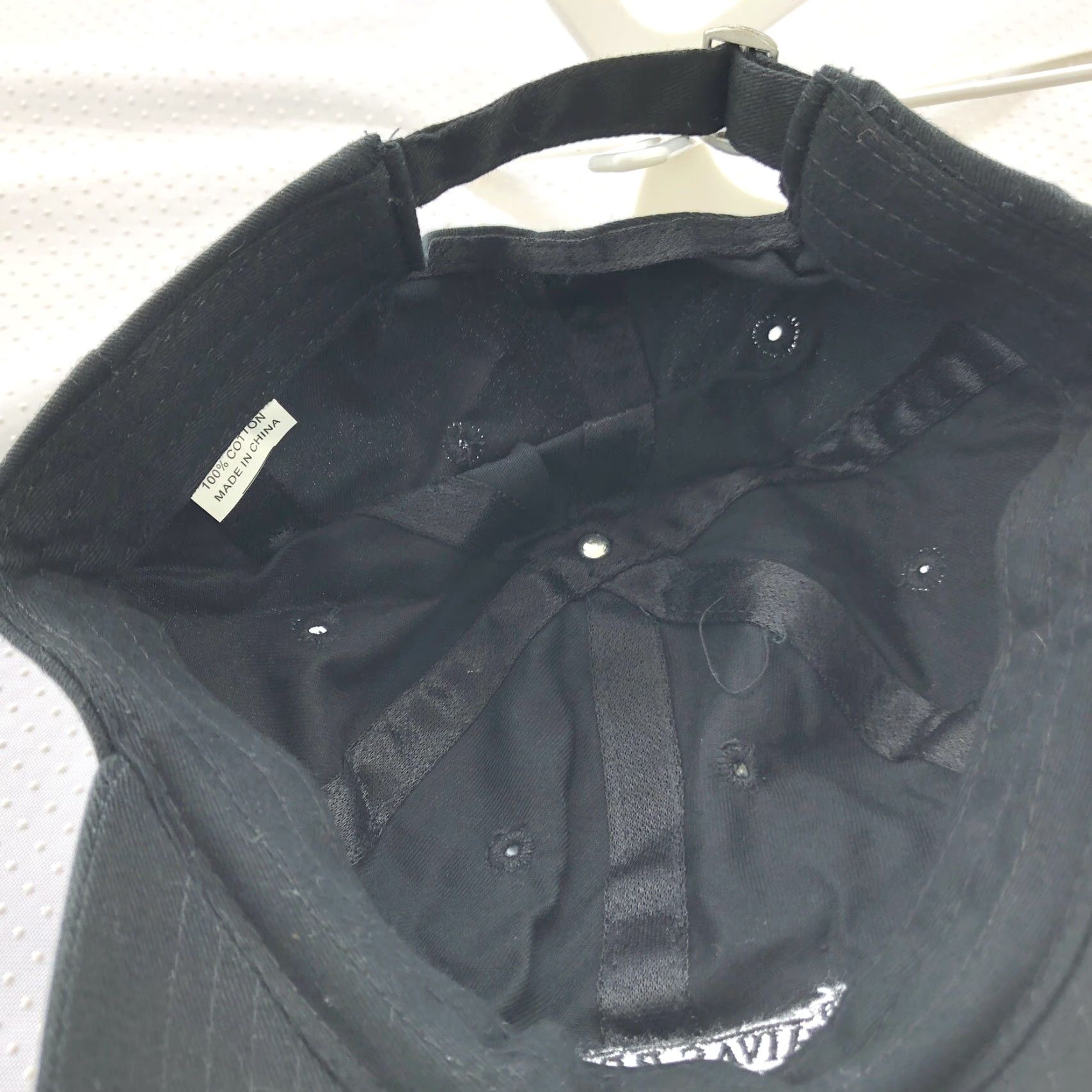 Vintage Chivas Regal Baseball Cap Strapback Black 100% Cotton Hat Cap Mens One Size Black Baseball Cap 100% Cotton Strapped Back Size ONE SIZE - 6 Thumbnail