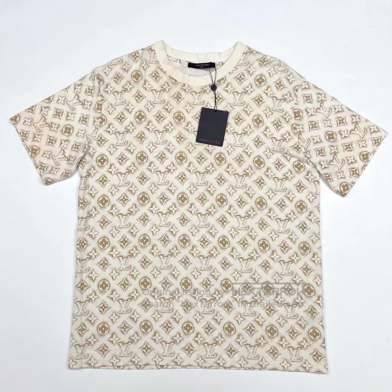 Louis Vuitton Louis Vuitton Beige presbyopic full print short sleeve Size US XL / EU 56 / 4 - 1 Thumbnail