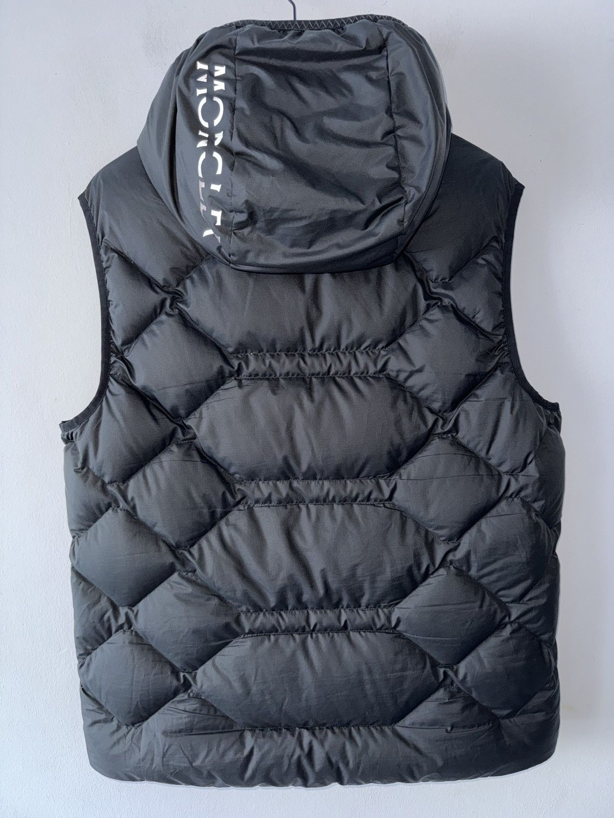Moncler 🔥🔥 Moncler Atik Hooded Quilted Vest Size US XL / EU 56 / 4 - 3 Thumbnail