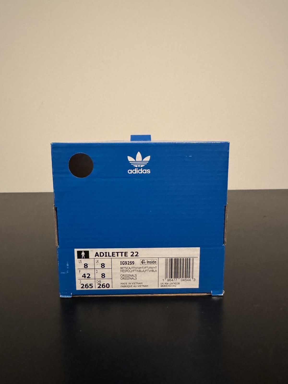 Adidas ADIDAS ADILETTE 22 SLIDES BETTER SCARLET CLOUD WHITE Size US 8 / EU 41 - 8 Thumbnail