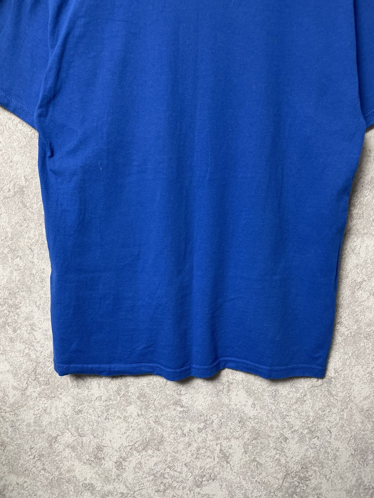 DC Vintage DC Shoes Big Logo T-Shirt Y2K Size US L / EU 52-54 / 3 - 13 Thumbnail