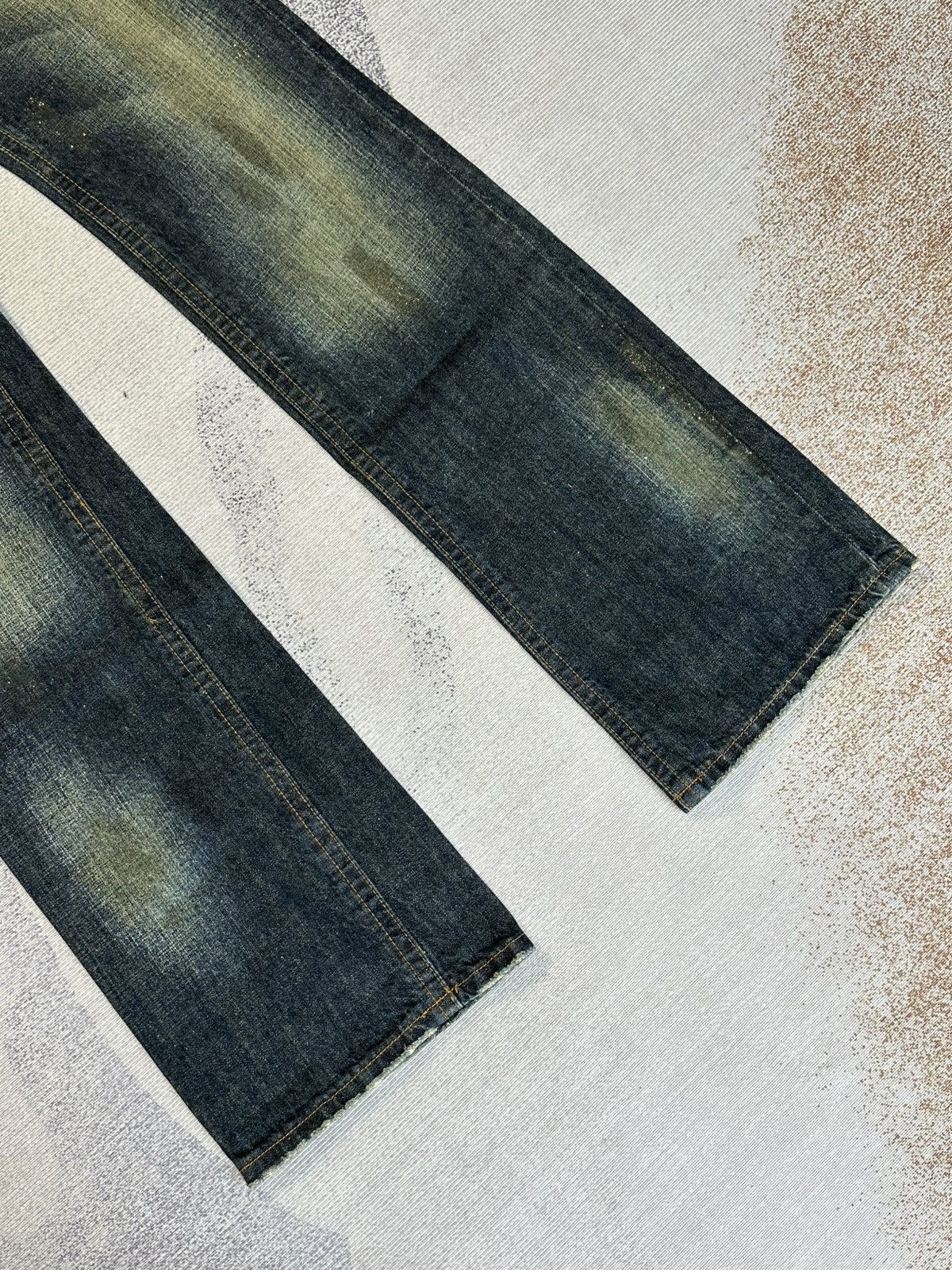 Hysteric Glamour × Undercover Flare Patchwork Semanticdesign Zipper Pocket Denim Pants Size US 31 - 4 Thumbnail