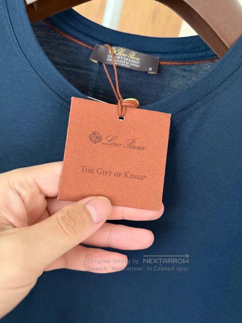 Loro Piana Loro Piana Round Neck Short Sleeve T-shirt. Size US S / EU 44-46 / 1 - 4 Thumbnail
