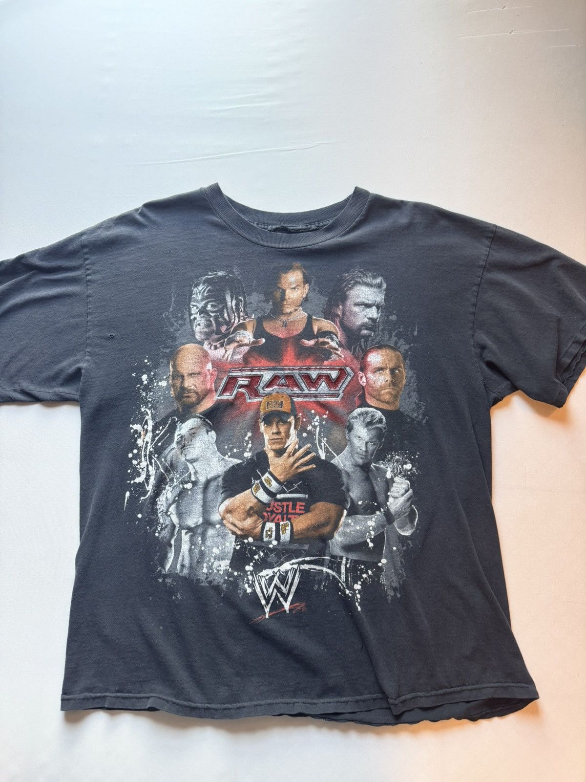 WWE Vintage Y2K WWE RAW Wrestling T-shirt Size US XL / EU 56 / 4 - 1 Thumbnail