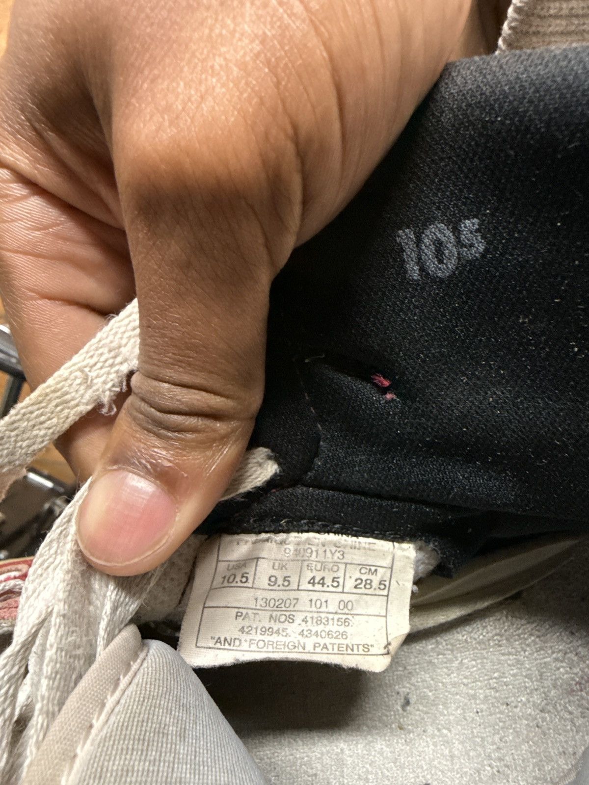 Nike 1994 nike Jordan 1 “chicago” Size US 10.5 / EU 43-44 - 2 Thumbnail