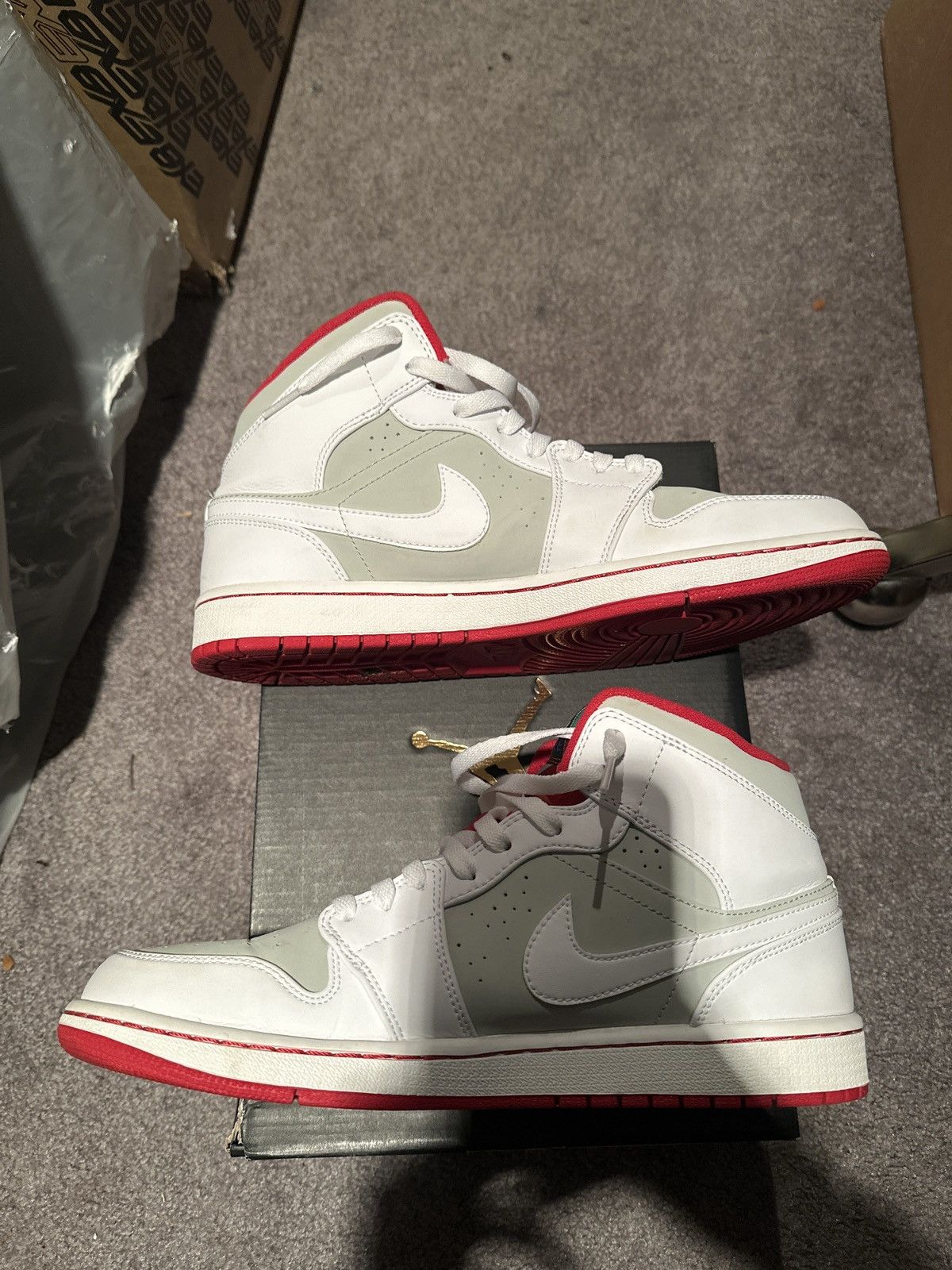 Jordan Brand Air Jordan 1 Mid WB Size US 11 / EU 44 - 4 Thumbnail
