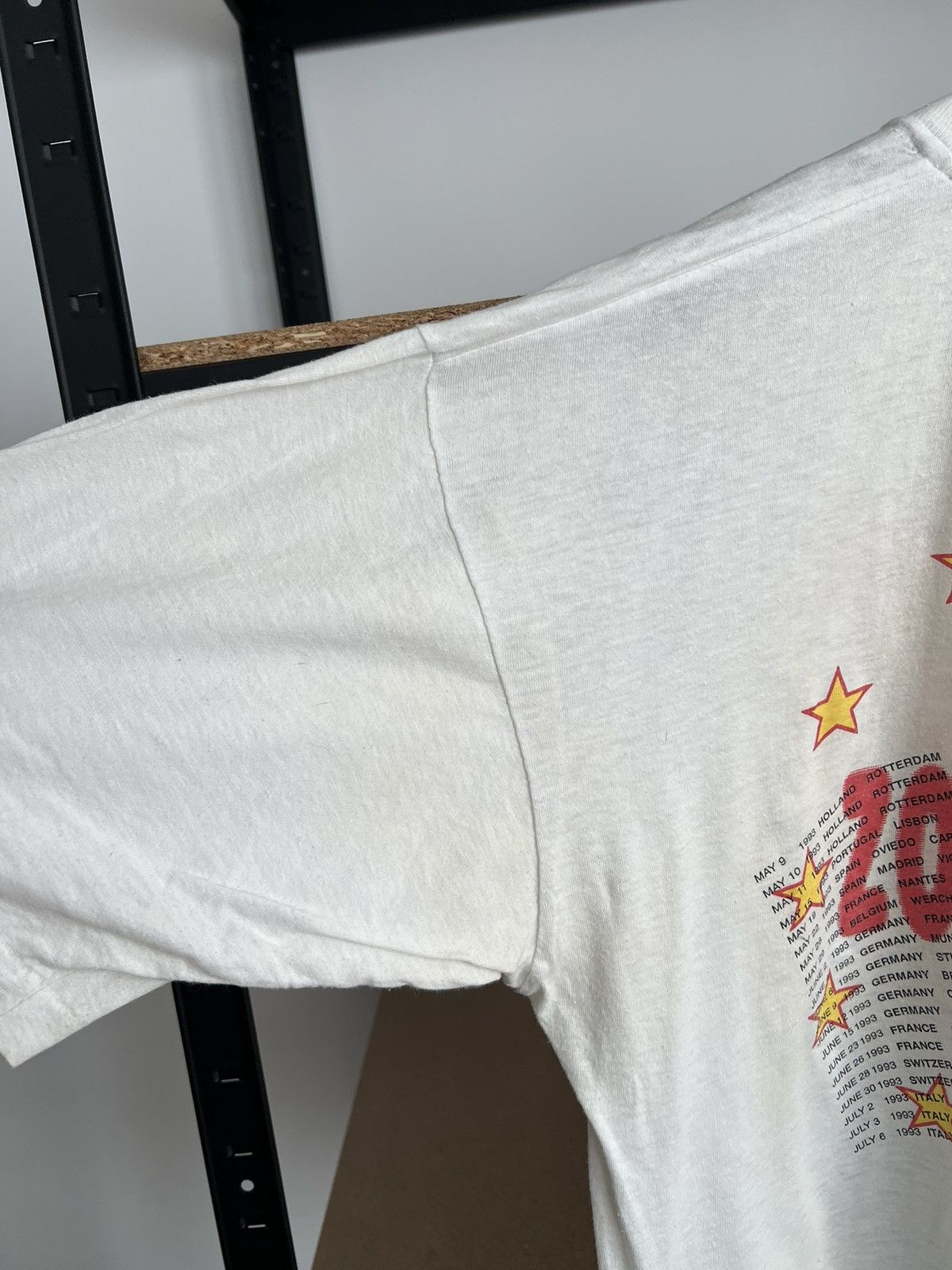 Band Tees Vintage 1993 U2 Zooropa Tour Zoo TV Outside Broadcast Tshirt Size US XL / EU 56 / 4 - 18 Thumbnail