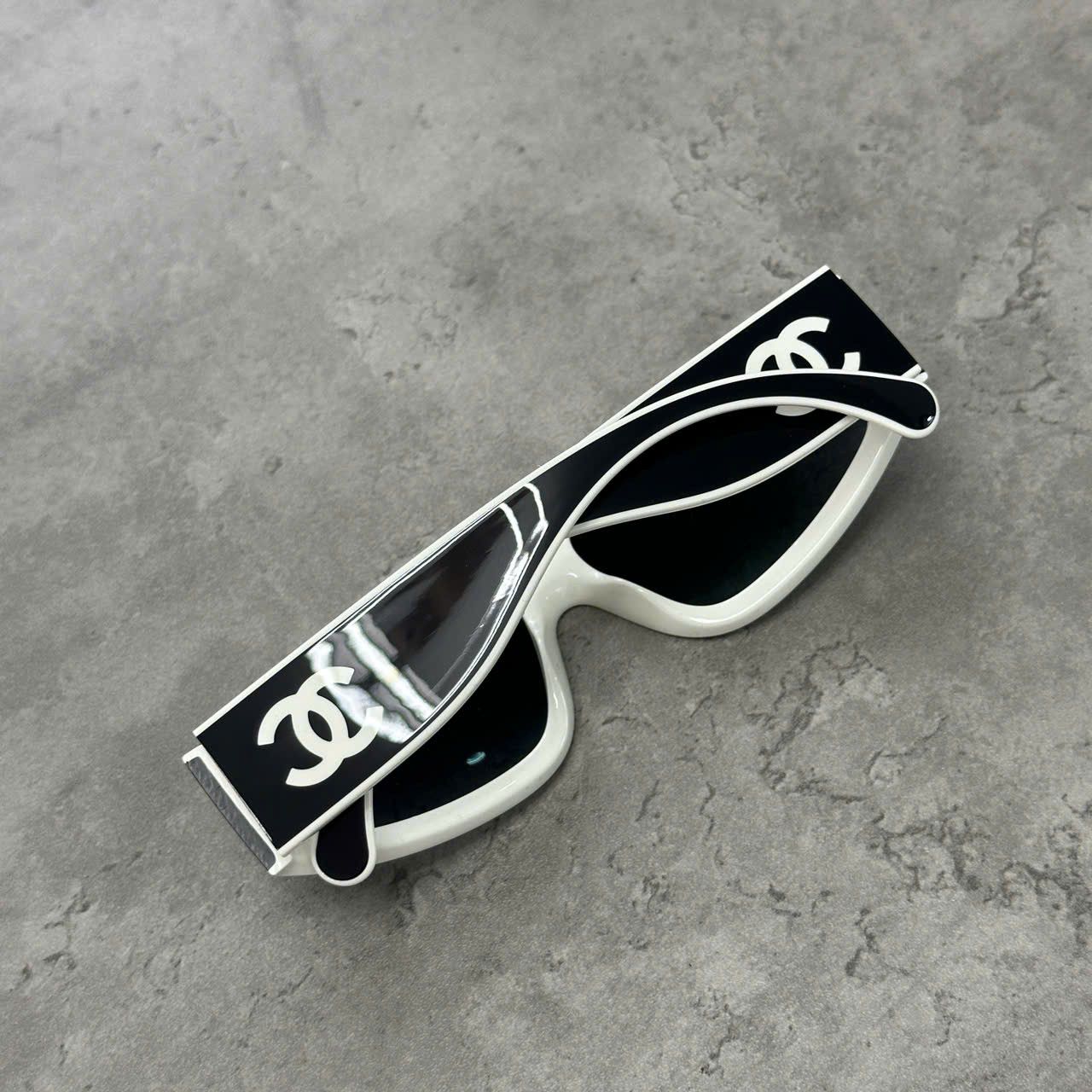 Chanel CHANEL 0CH6057 1656/S6 Sunglasses BLACK Size ONE SIZE - 2 Thumbnail