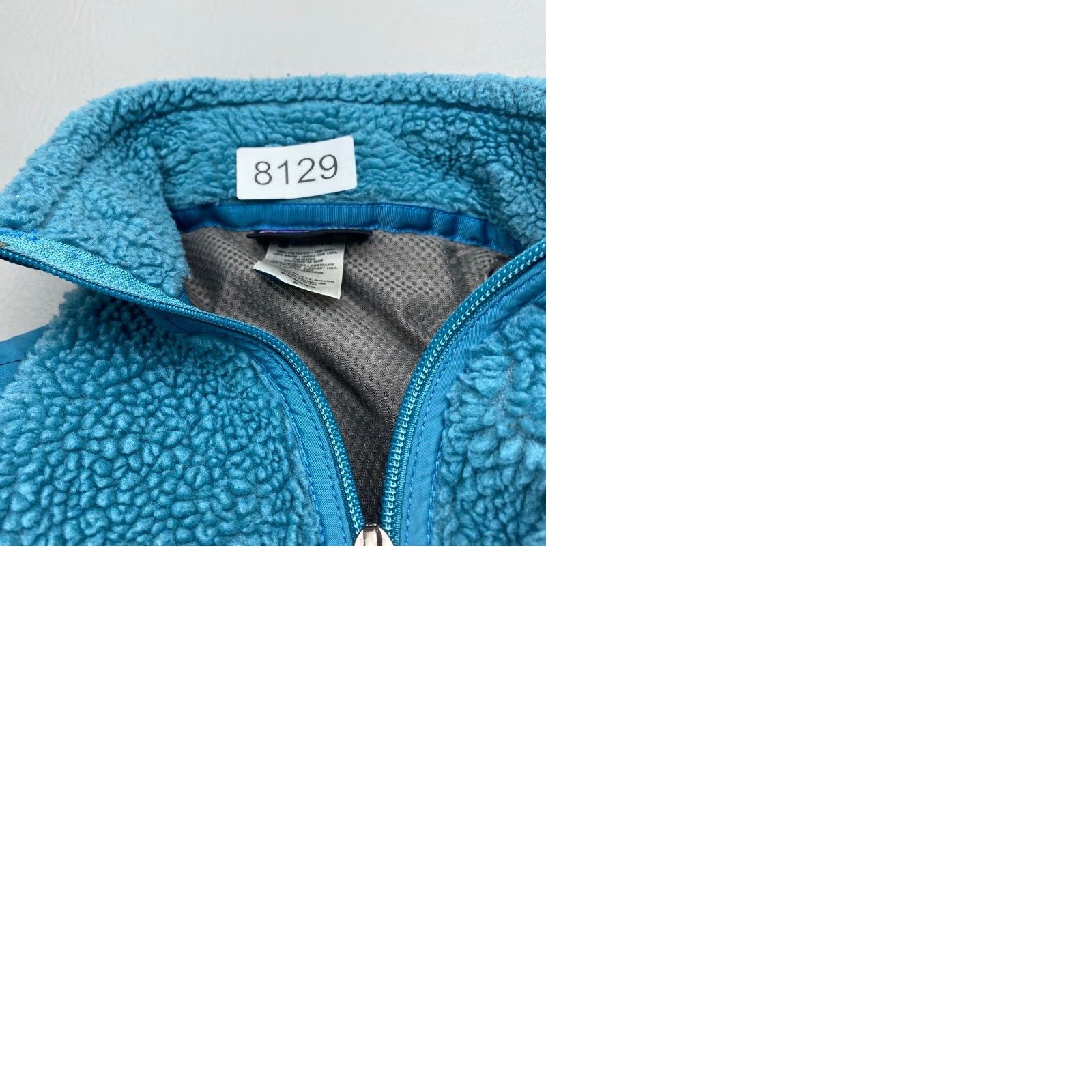 Patagonia VINTAGE? No, item not vintage per data. Title: Patagonia Women's Jacket Deep Pile Fleece Retro X Full Zip Aqua Sherpa Small 8129 Size S / US 4 / IT 40 - 9 Thumbnail