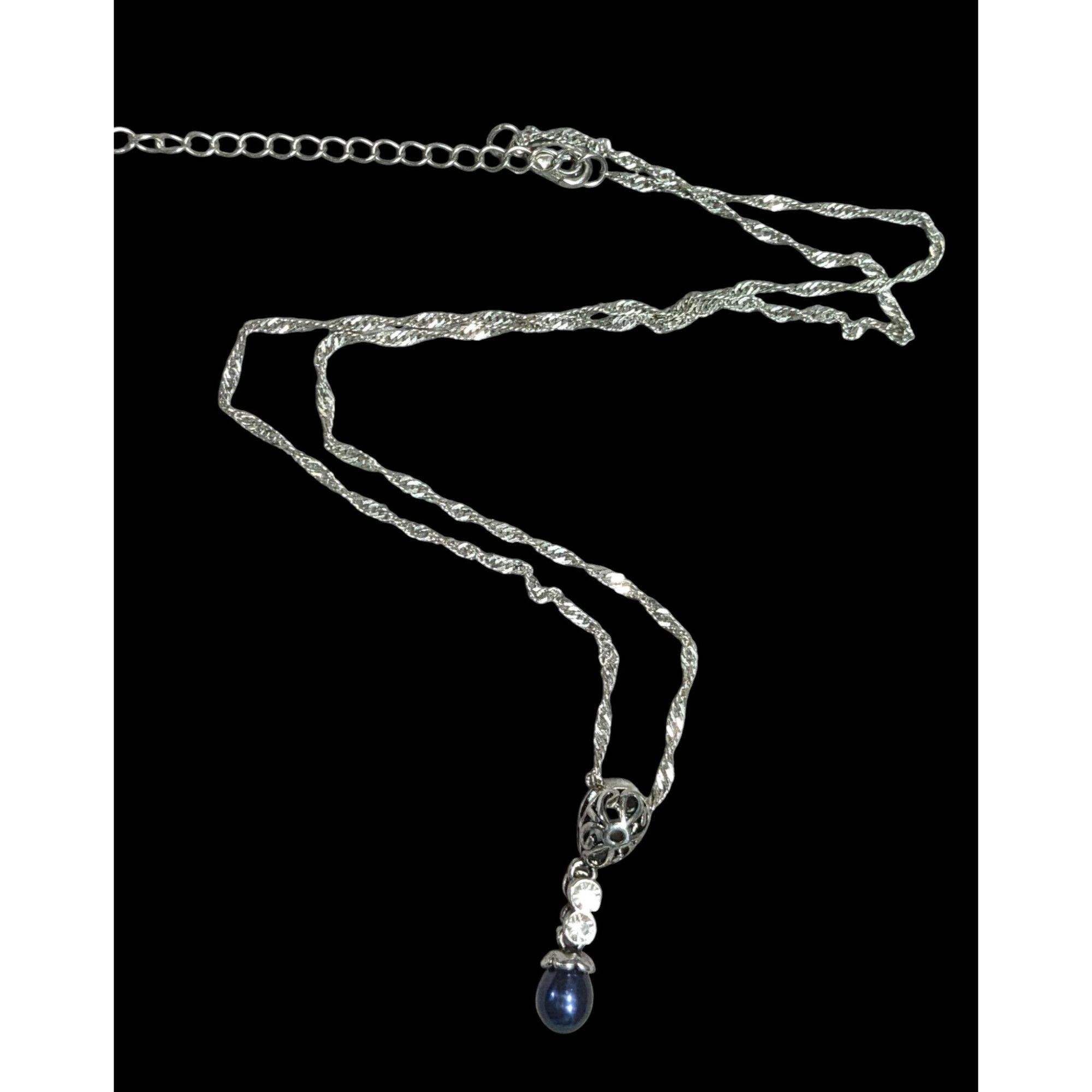 Other Elegant Whimsical Silver Tone Pendant Necklace With Dark Blu Size ONE SIZE - 1 Thumbnail