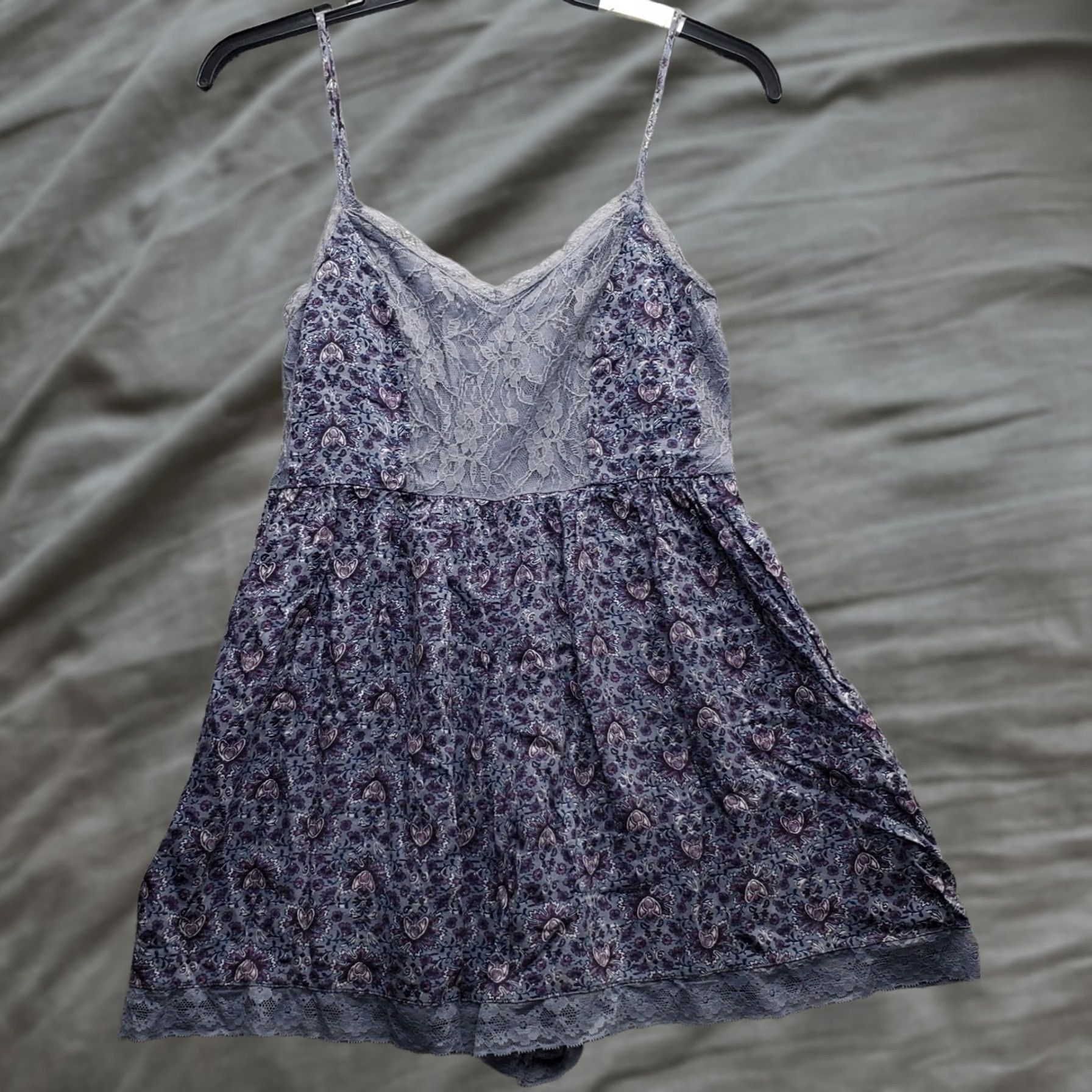 Abercrombie & Fitch Abercrombie & Fitch Romper Womens M Multicolor Floral Lace Trim Backless Tie Waist Sleeveless Shirt? Size 32" / US 10 / IT 46 - 1 Thumbnail
