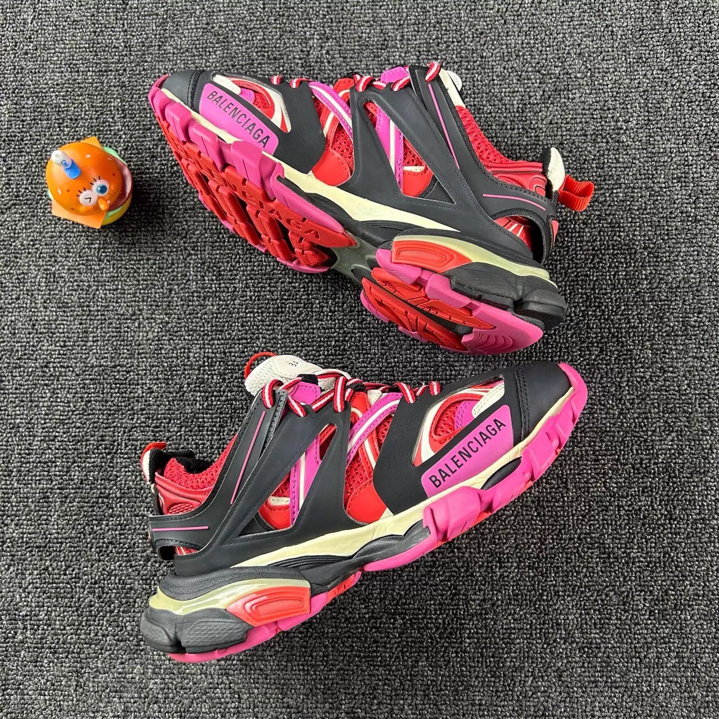 Balenciaga Balenciaga Track Black Red Dad Shoe 36 Size US 5.5 / IT 35.5 - 4 Thumbnail