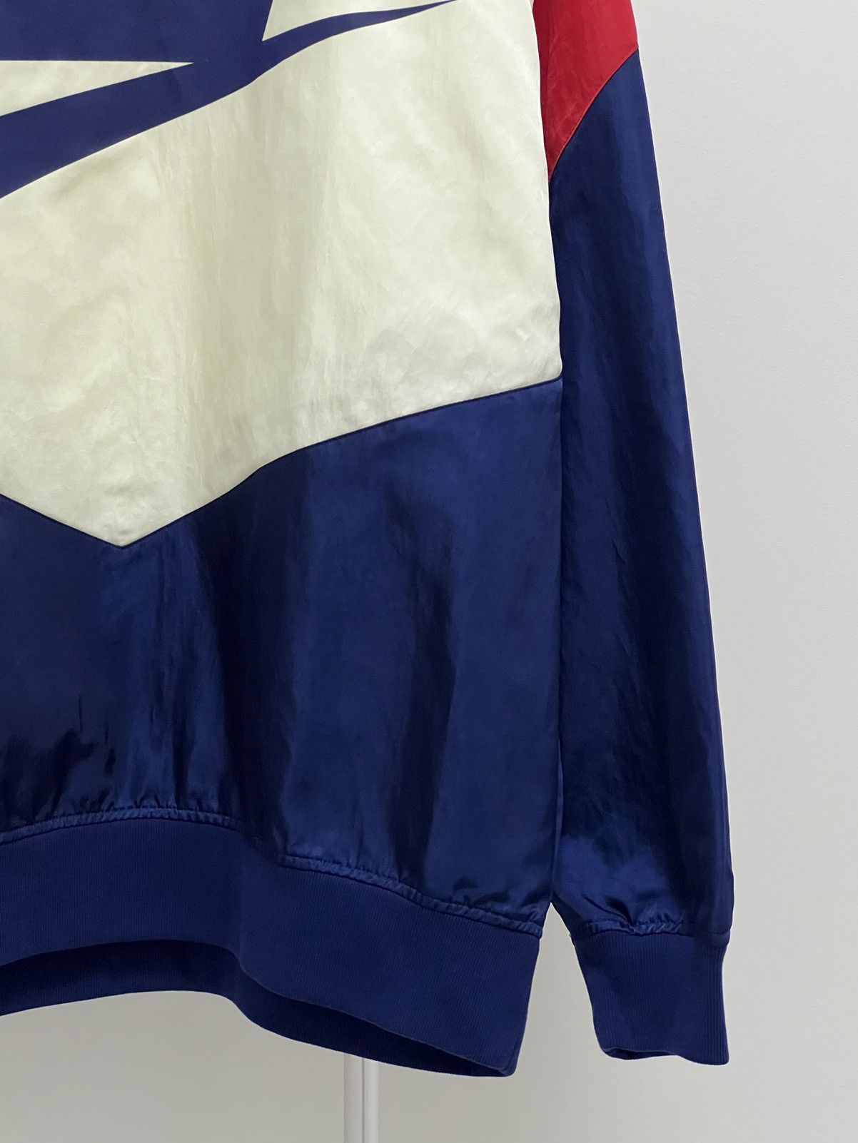 Nike × Vintage NIKE x NSW BIG LOGO VINTAGE 00s OVERSIZE SWEATSHIRT CREWNECK Size US L / EU 52-54 / 3 - 3 Thumbnail