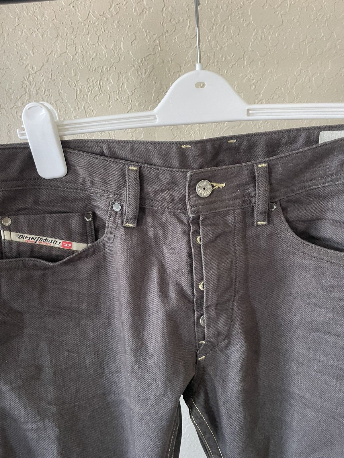 Diesel Braddom Reg Slim Carrot jeans Size US 33 - 5 Thumbnail