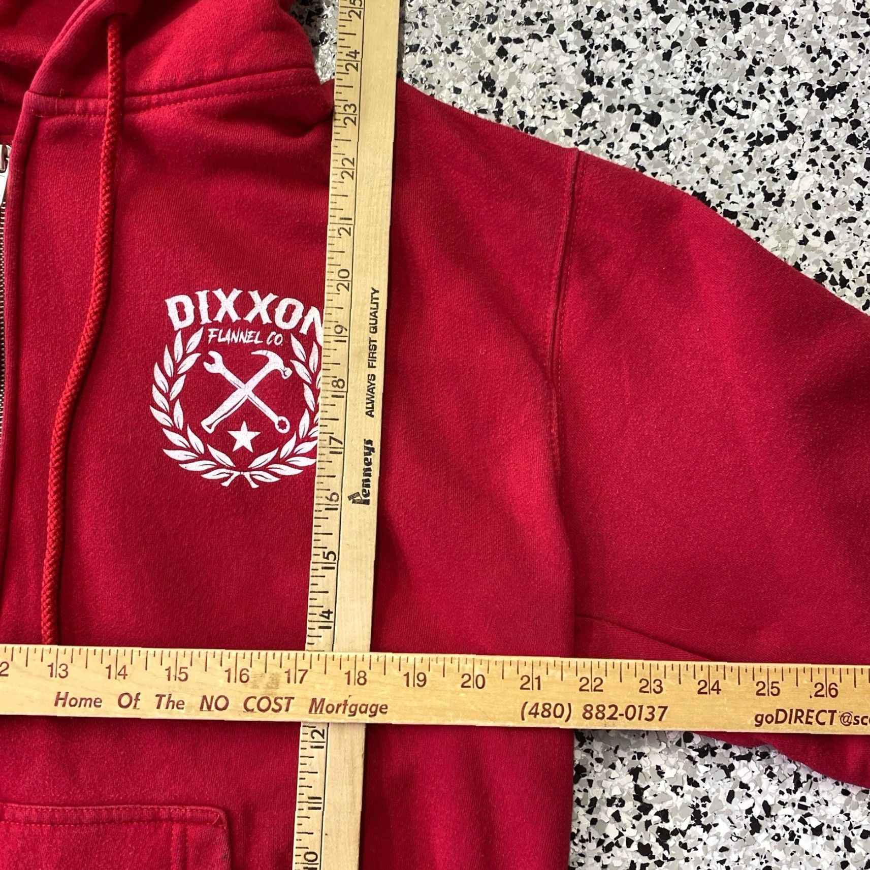 CO Dixxon Flannel Co Men Zip Up Hoodie Medium Red Full Zip Hooded Pockets Cotton Polyester Mens Regular Outdoor Vintage: No? Size US M / EU 48-50 / 2 - 2 Thumbnail