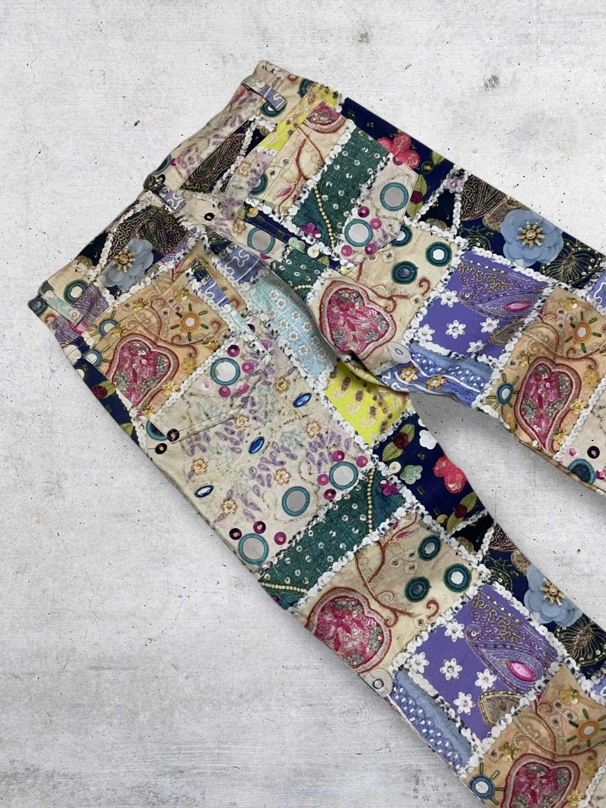 Japanese Brand BA-TSU 1990S JAPAN DESIGNER ARTWORK FLORAL FULLPRINT PANT Size US 28 / EU 44 - 12 Thumbnail