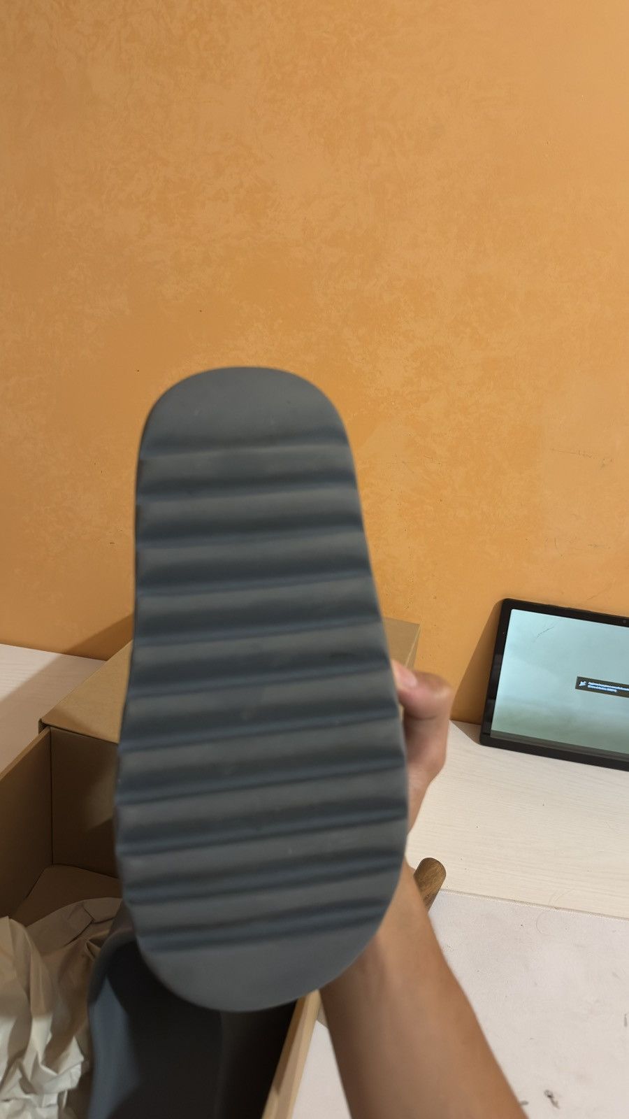 Yeezy Yeezy slide Size US 8.5 / EU 41-42 - 5 Thumbnail