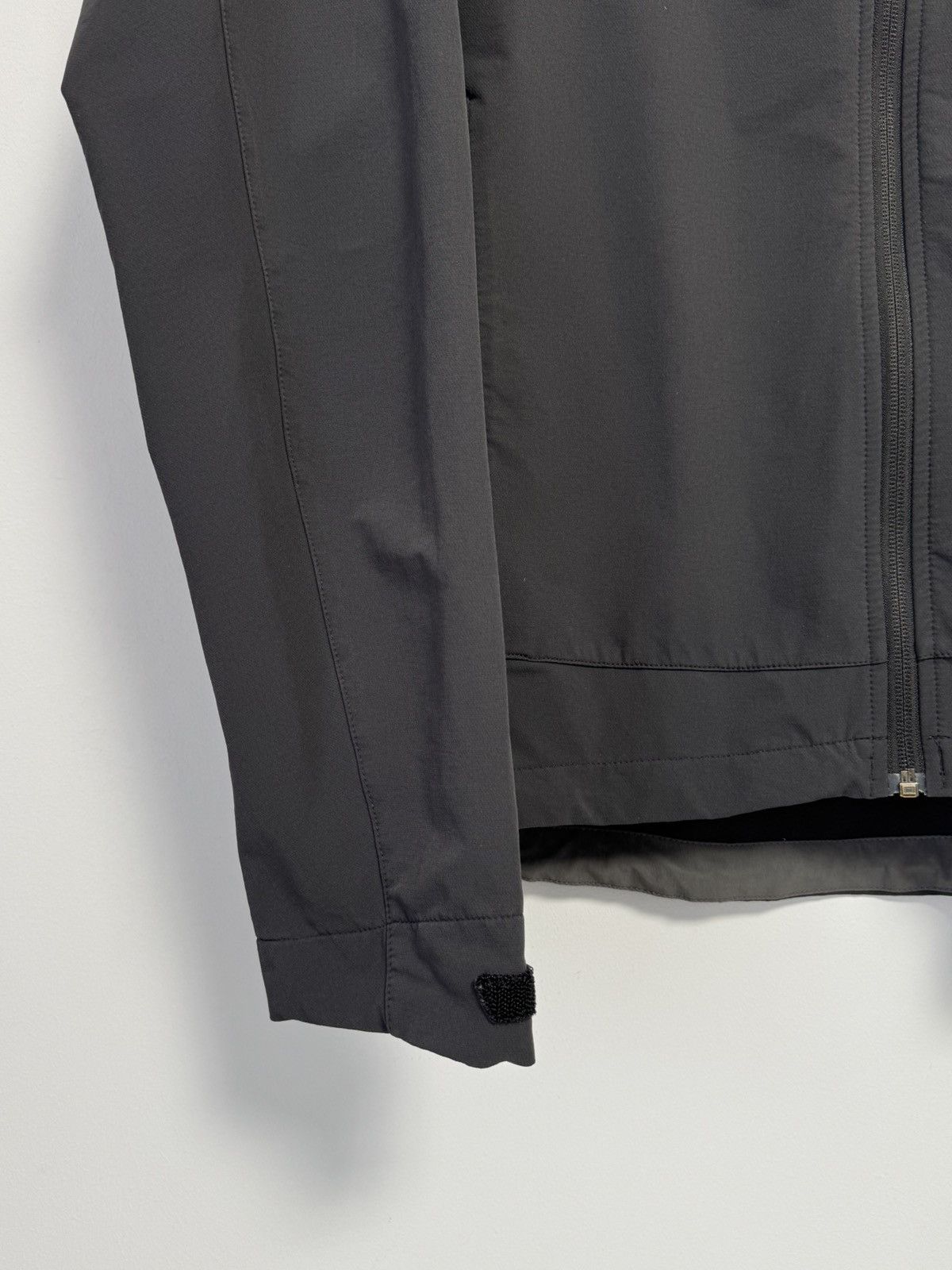 Salomon Salomon Men's Hoodie Polyamide with Elastane, Nylon Full Zip Size US L / EU 52-54 / 3 - 5 Thumbnail