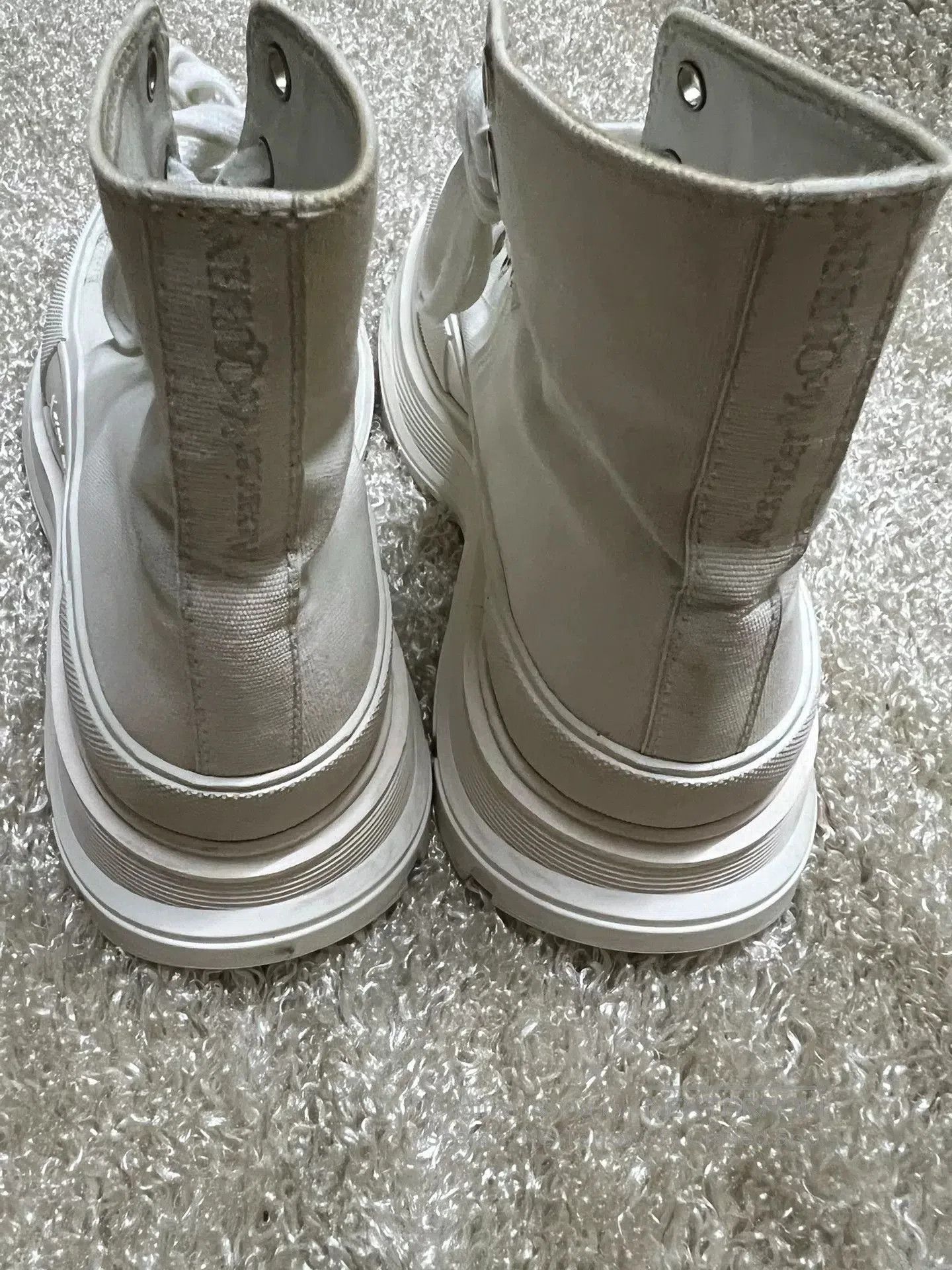 Alexander McQueen Alexander McQueen Men's White Dad Shoes. Size US 6 / EU 39 - 3 Thumbnail