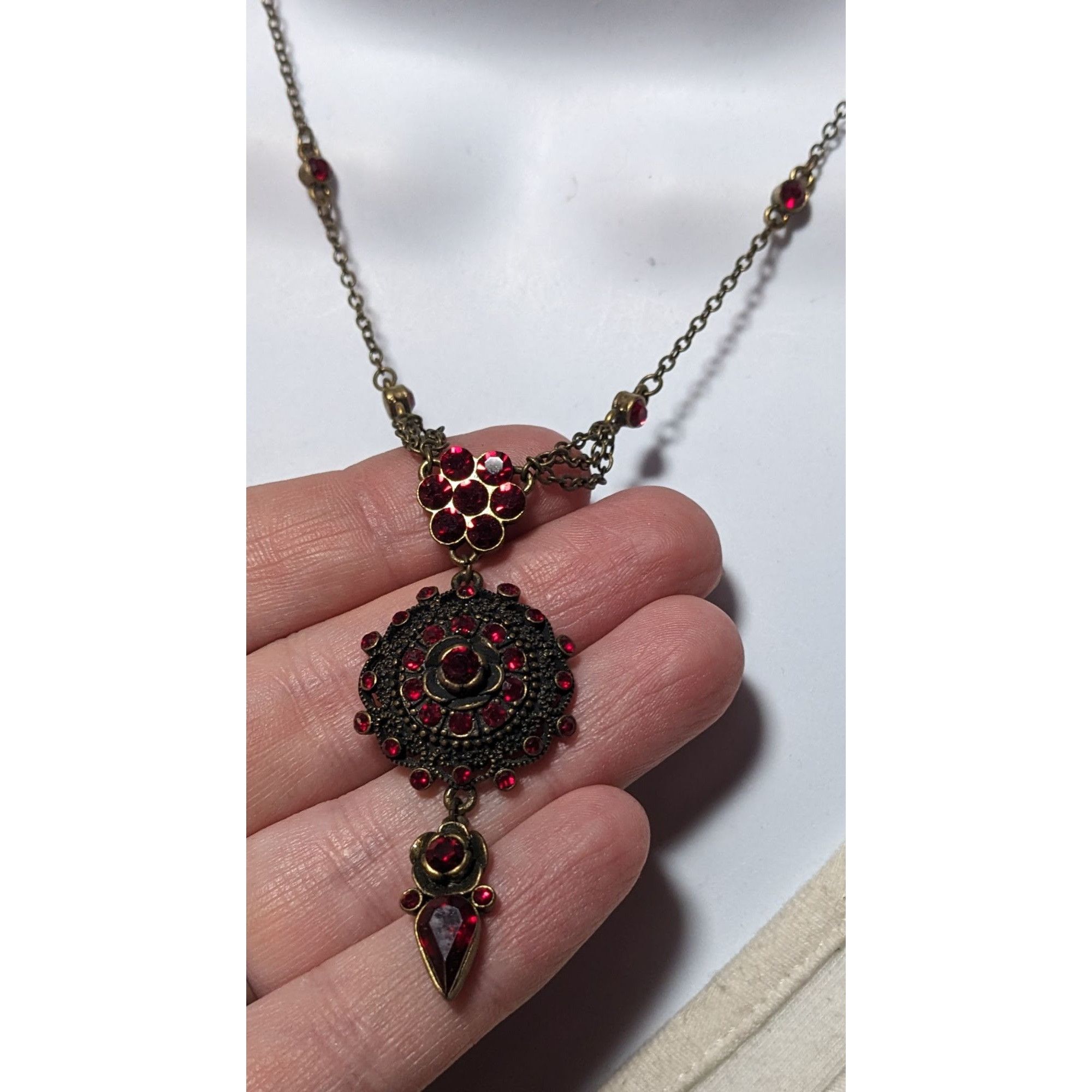Other Vintage Crazy Horse Gothic Vampire Gemmed Necklace Size ONE SIZE - 7 Thumbnail