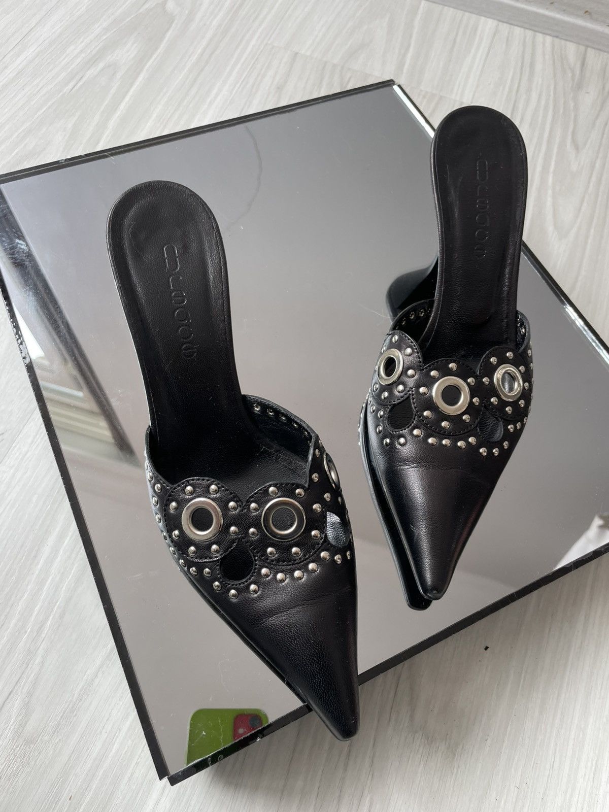 Vintage Vintage leather kitten heels Size US 6 / IT 36 - 8 Thumbnail