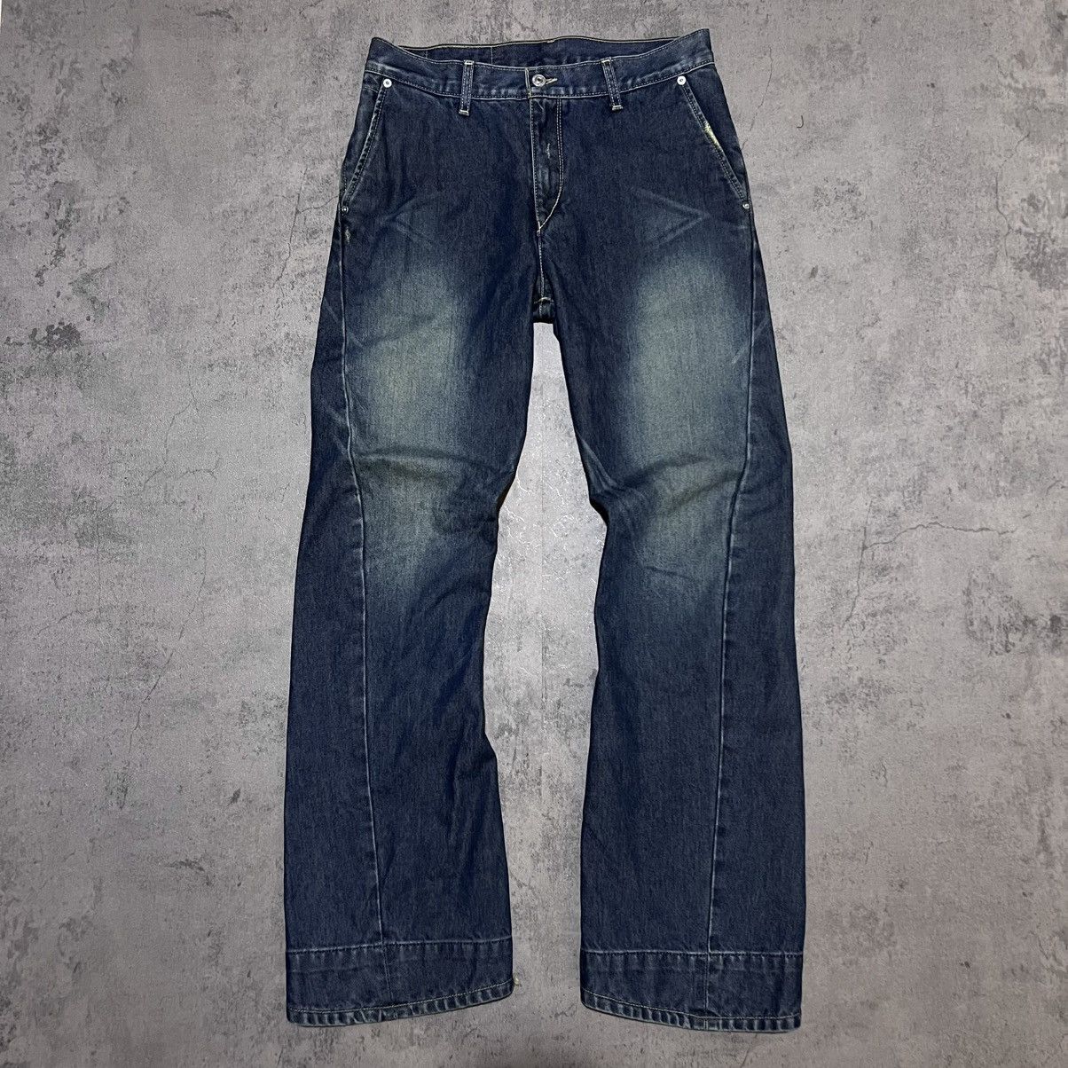 Levi's Levi's Engineered 5 Pockets Twisted Distressed Denim Jeans Size US 30 / EU 46 - 2 Thumbnail