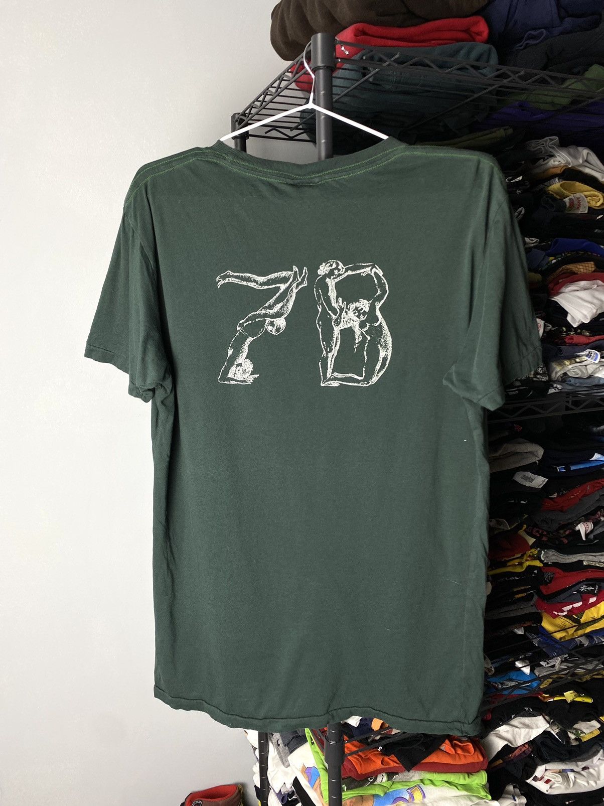 Diesel Diesel Naked Girls Logo T Shirt Vintage Style Size US L / EU 52-54 / 3 - 2 Thumbnail