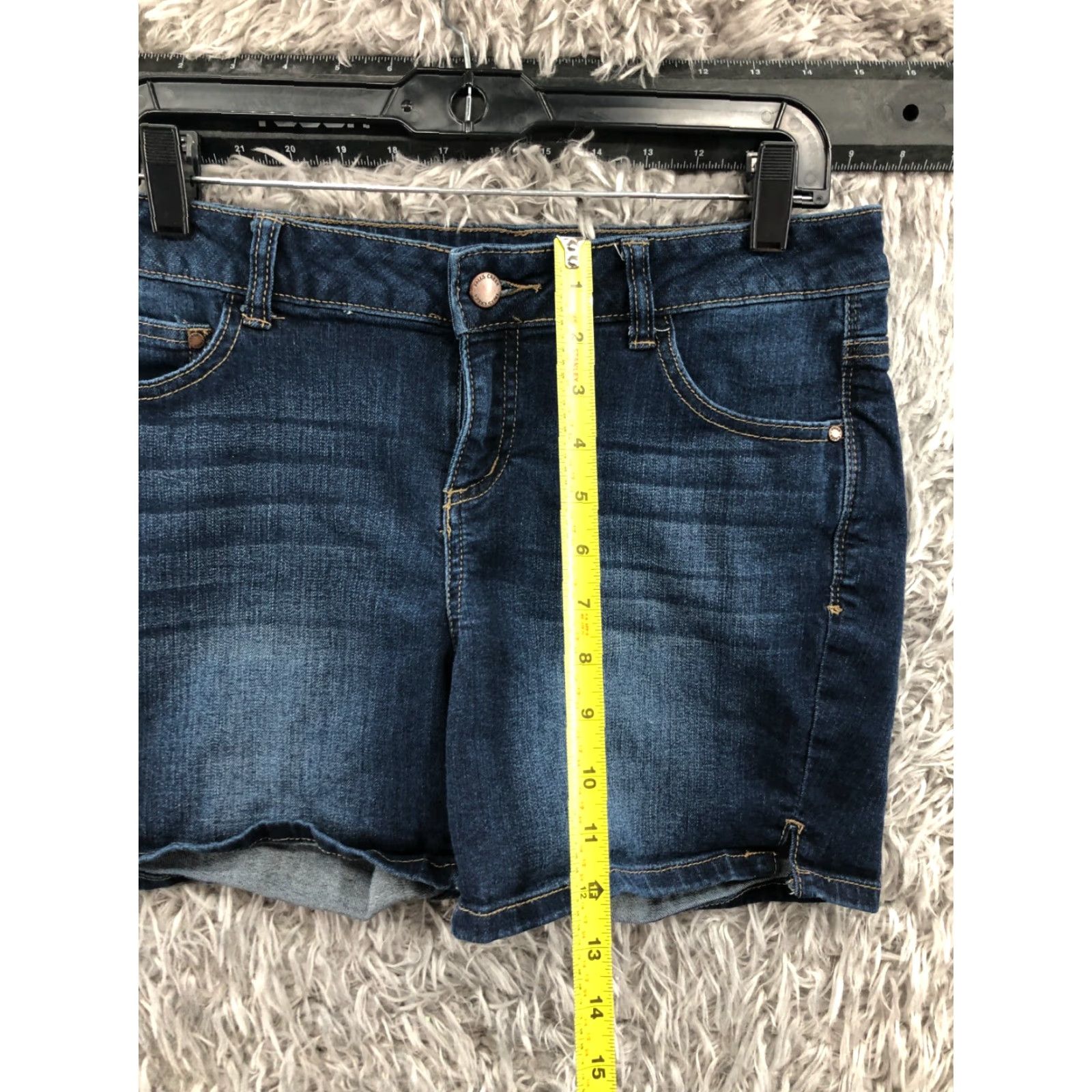 Vintage Falls Creek Boyfriend Shorts Womens Size 8 Mid Rise Medium Wash Blue Size 30" / US 8 / IT 44 - 3 Thumbnail