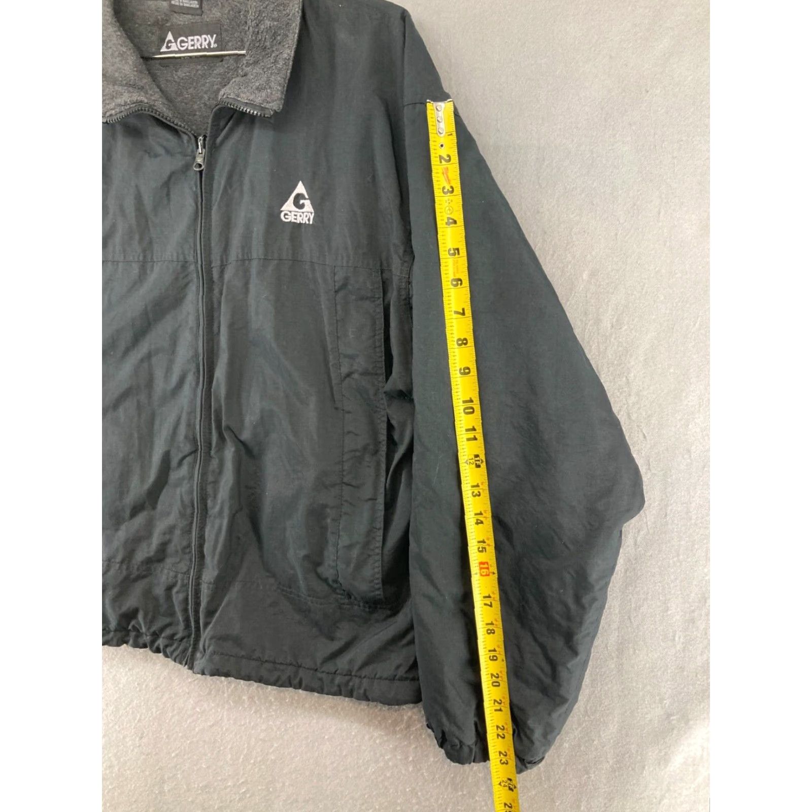Vintage Gerry Jacket Mens Large Black Sherpa Lined Jacket Mens Large Black Gerry Sherpa Lined Bomber Style Features Lined Size US L / EU 52-54 / 3 - 4 Thumbnail