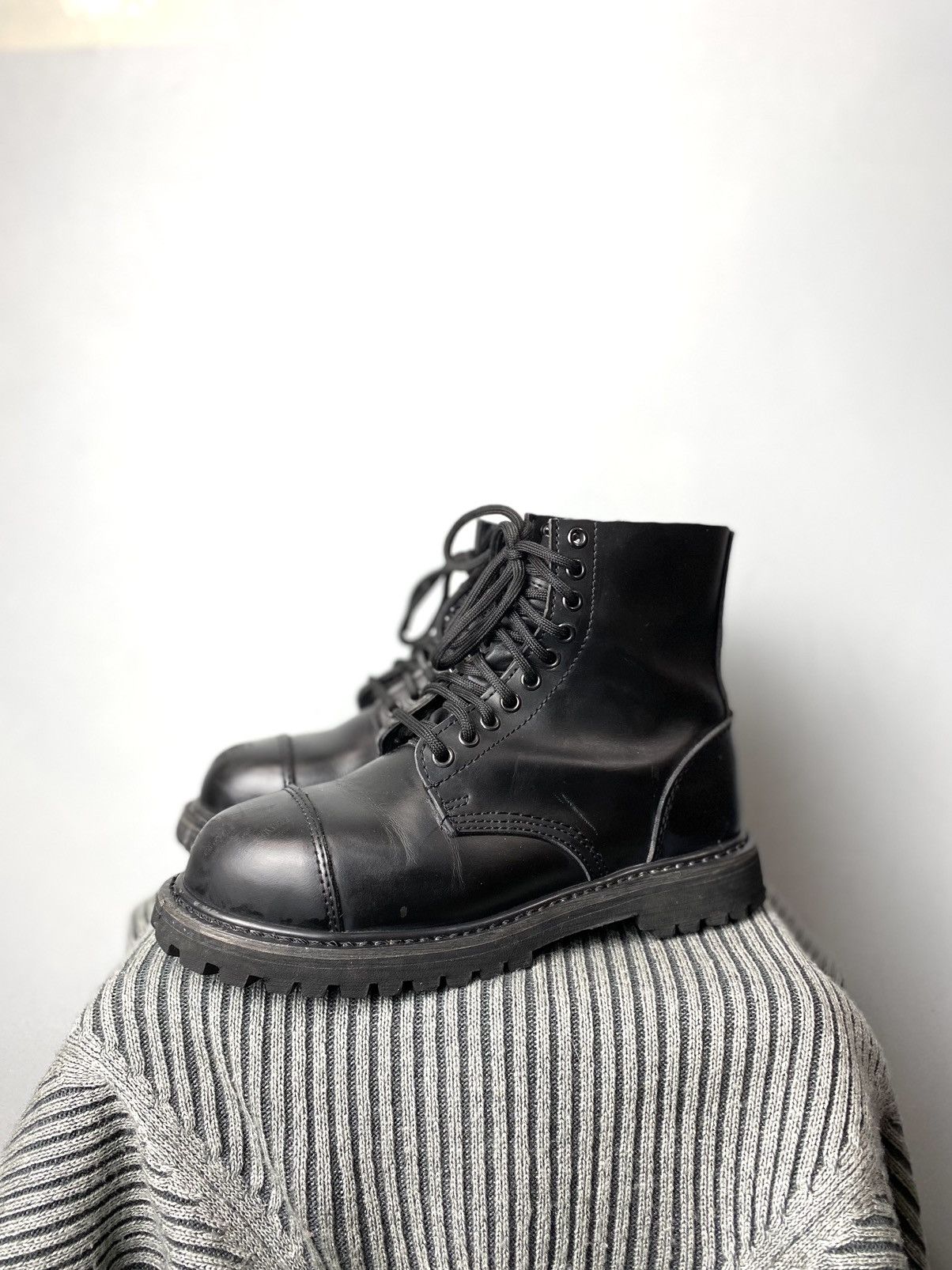 Band Tees Rare Vintage Phantom Hardcore Punk Boots Undercover New Rock Size US 6 / EU 39 - 1 Thumbnail