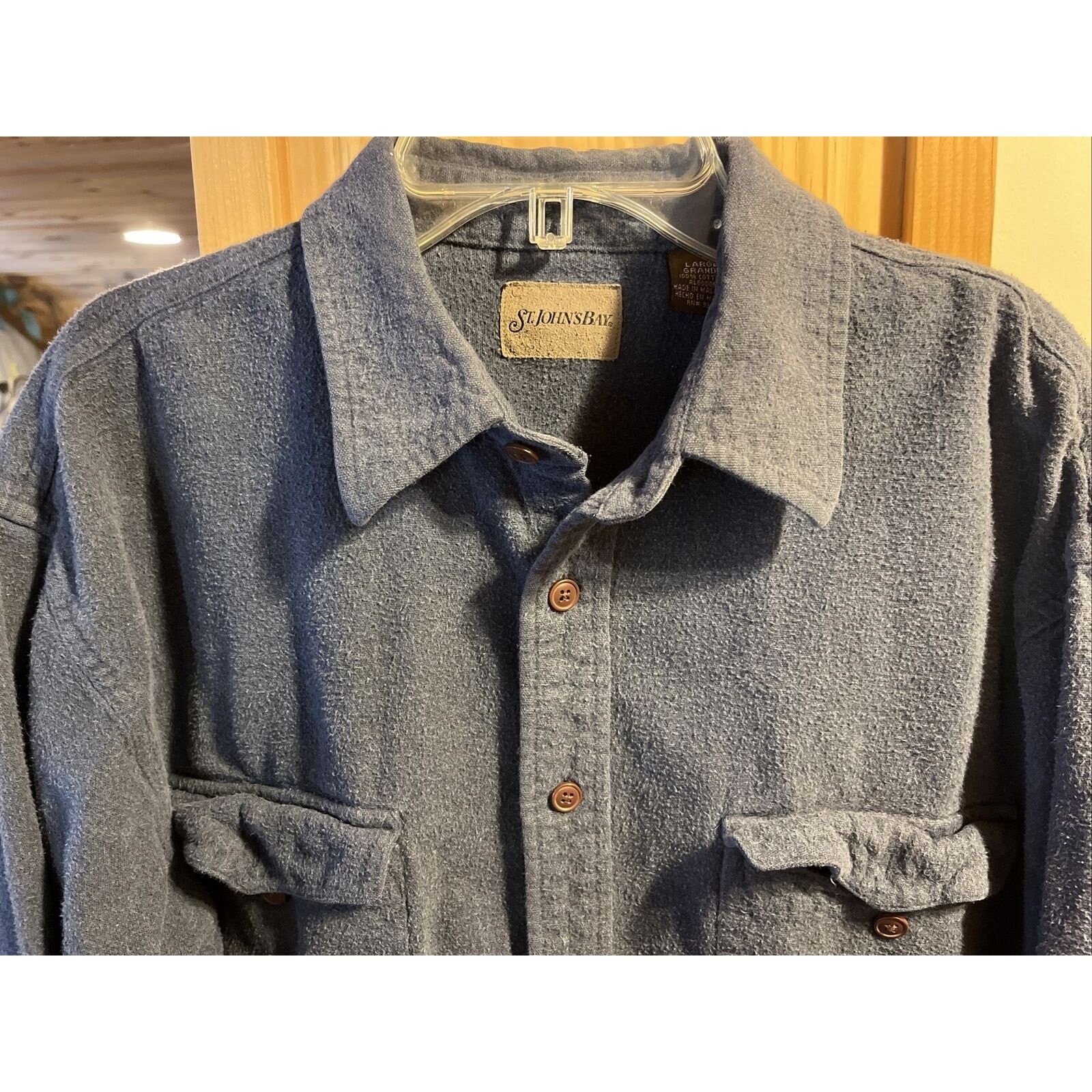 St. Johns Bay St. John’s Bay Men’s L Navy Blue Button Chamois Cotton Shirt Size US L / EU 52-54 / 3 - 4 Thumbnail