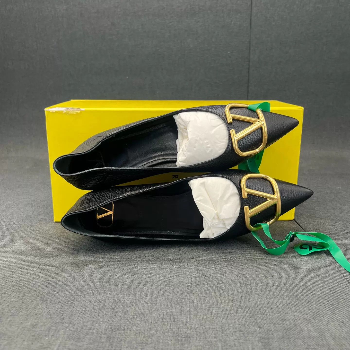 Valentino Valentino Leather Pointed Toe Flats Black 37 Size US 6.5 / IT 36.5 - 3 Thumbnail
