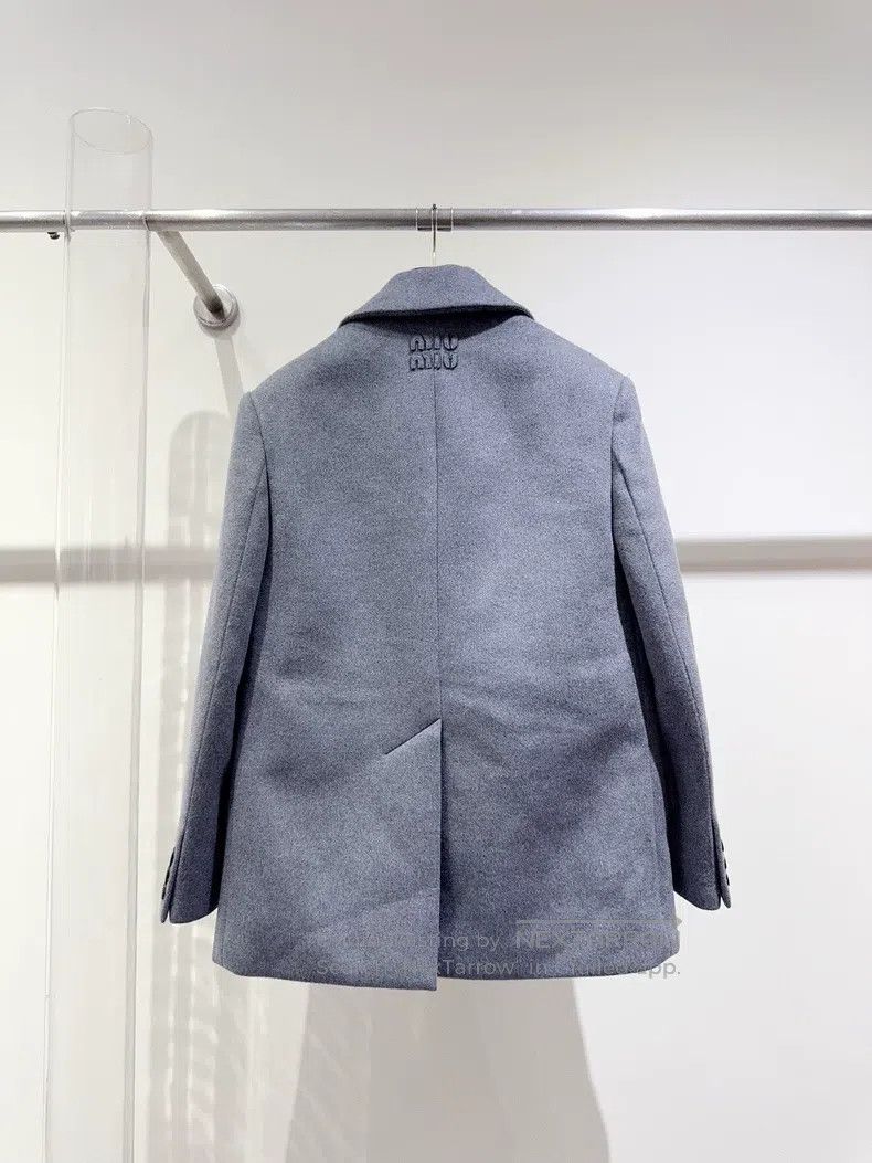 Miu Miu Miu Miu 38 23 autumn and winter new coat Size M / US 6-8 / IT 42-44 - 3 Thumbnail