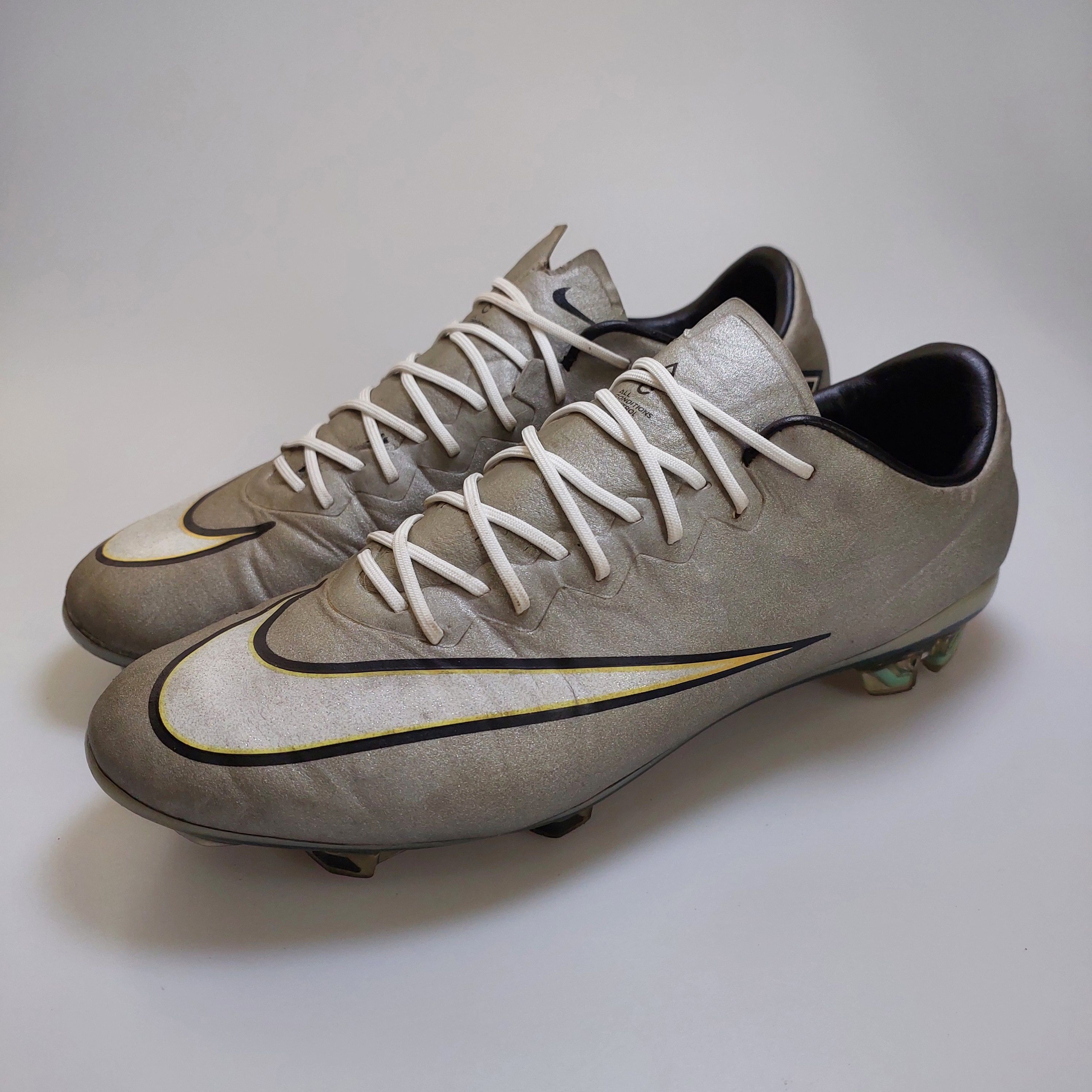 Nike Mercurial Vapor X Elite FG CR7 684860-003 US8.5 UK7.5 26.5CM Size US 8.5 / EU 41-42 - 1 Thumbnail