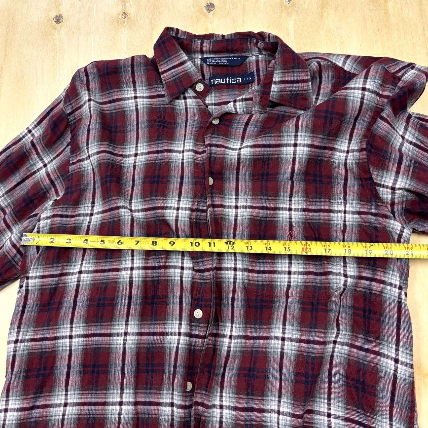 Nautica Vintage Nautica Flannel Shirt Mens Large Red Gray Plaid Long Sleeve Button Up Size US L / EU 52-54 / 3 - 6 Thumbnail