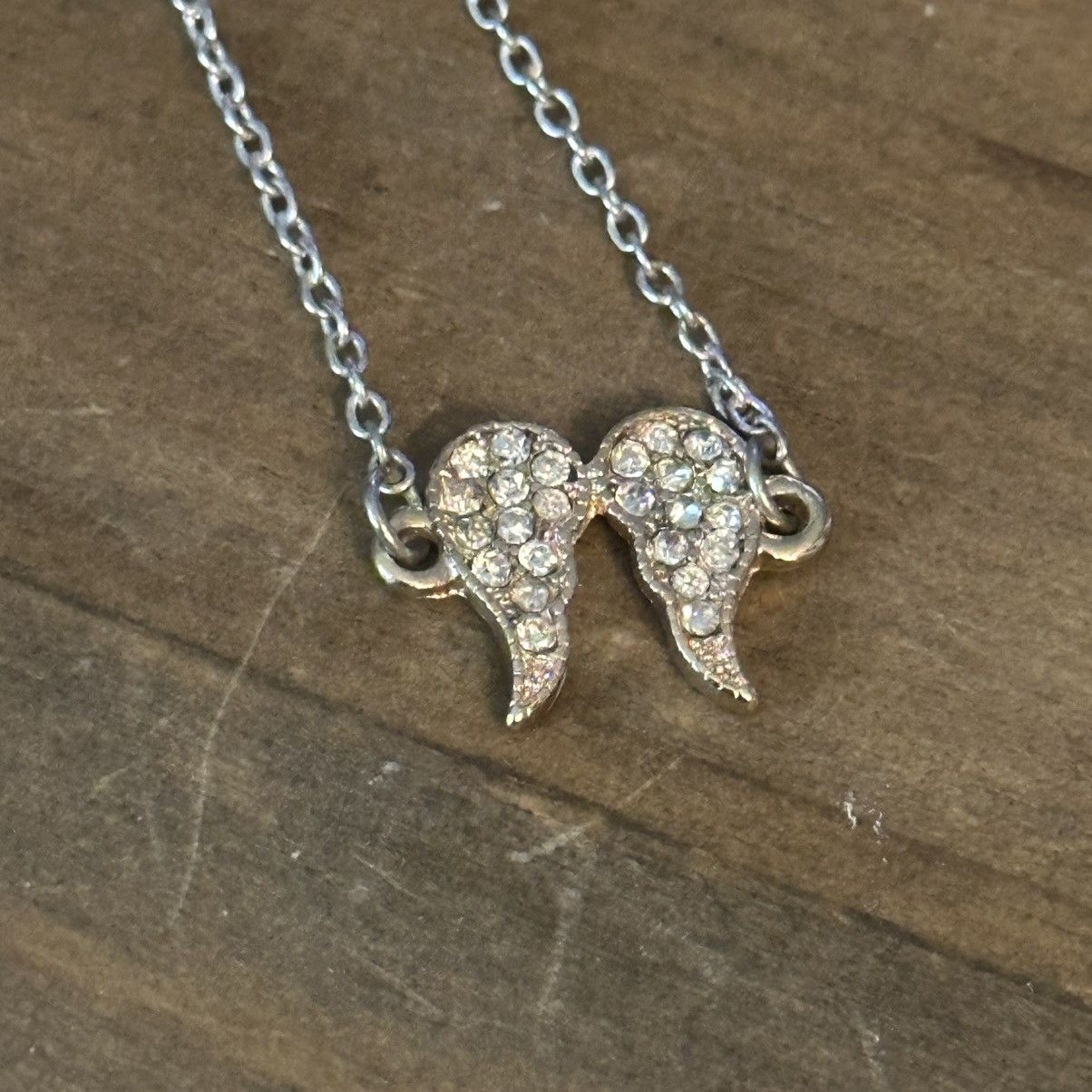 Other Silver tone paved angel wings necklace Size ONE SIZE - 4 Thumbnail