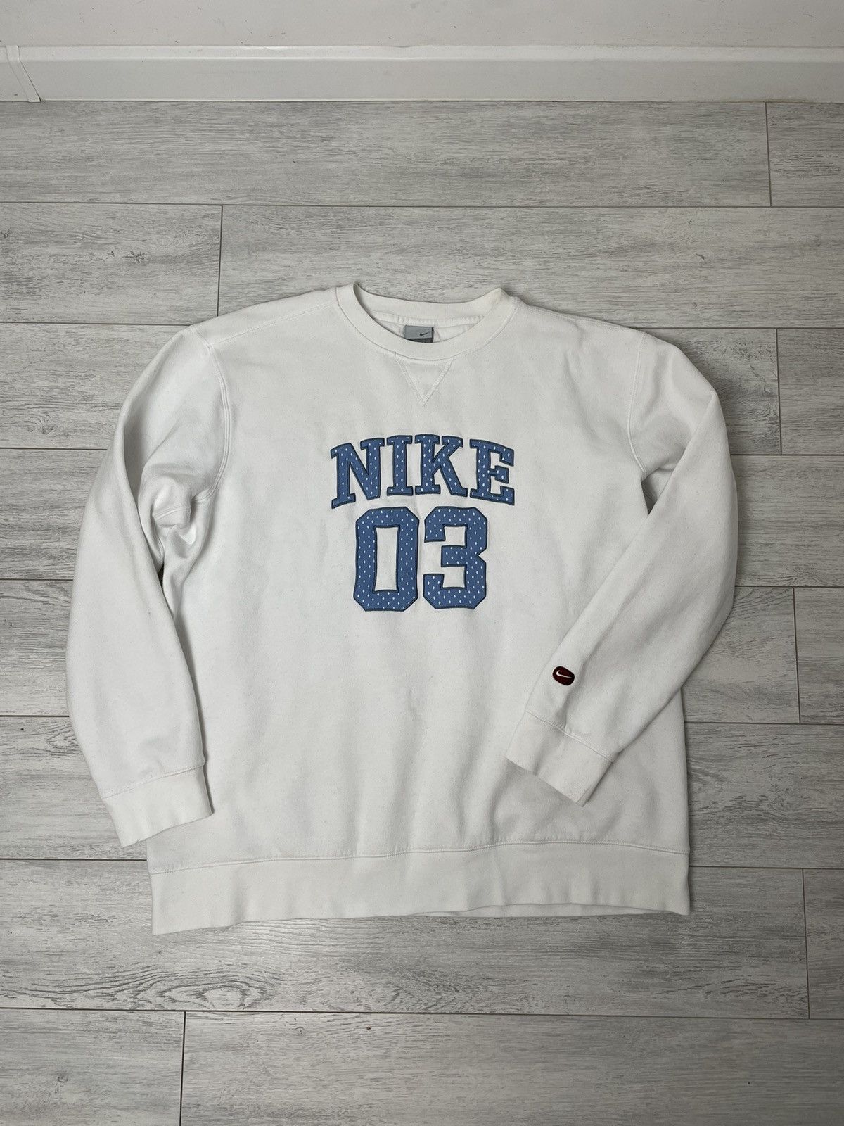 Nike × Vintage Nike Vintage Sweatshirts center logo 90s Size US L / EU 52-54 / 3 - 16 Thumbnail