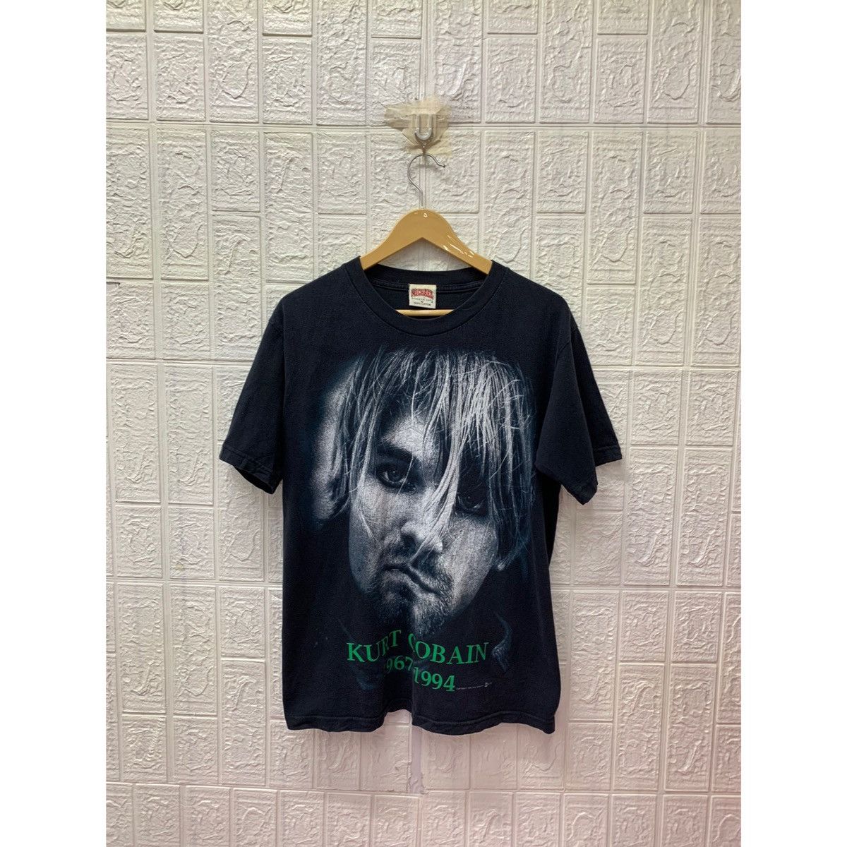 image of Vintage 1998 Kurt Cobain Memorial Tee in Black, Men's (Size Medium)