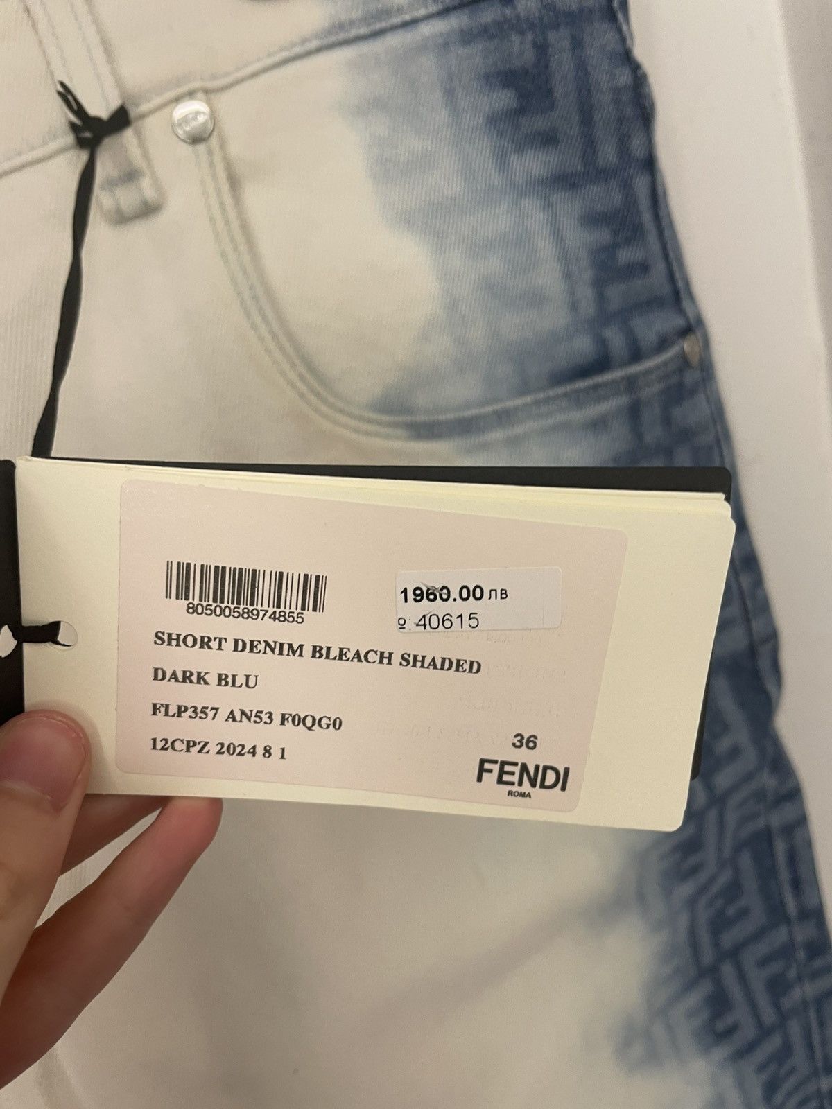 Fendi Bleach shaded denim shorts Size US 36 / EU 52 - 3 Thumbnail