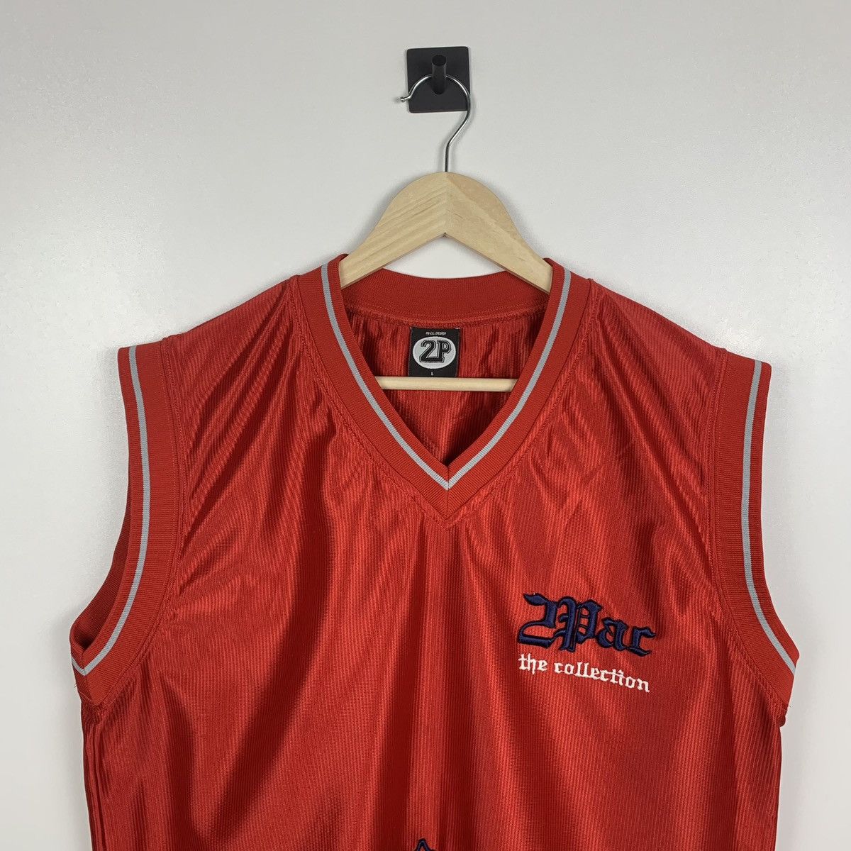 Rap Tees Vintage 90’s 2Pac Band Rap Jersey Tank Top Size L Red Size US L / EU 52-54 / 3 - 2 Thumbnail