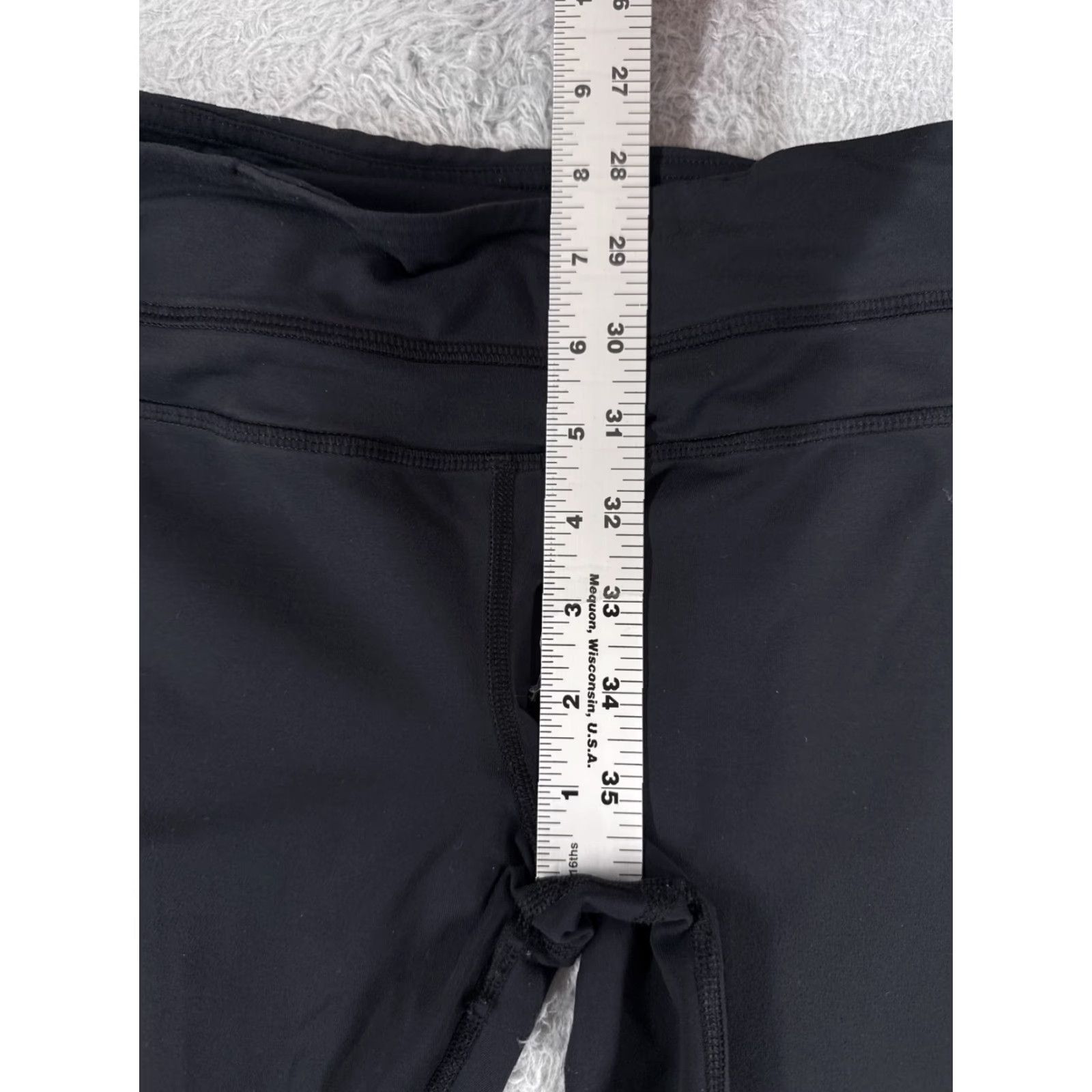 Lululemon LULULEMON Women's Align Crop Pants Size 6 Black 22" Gym Yoga Activewear Size 28" / US 6 / IT 42 - 7 Thumbnail