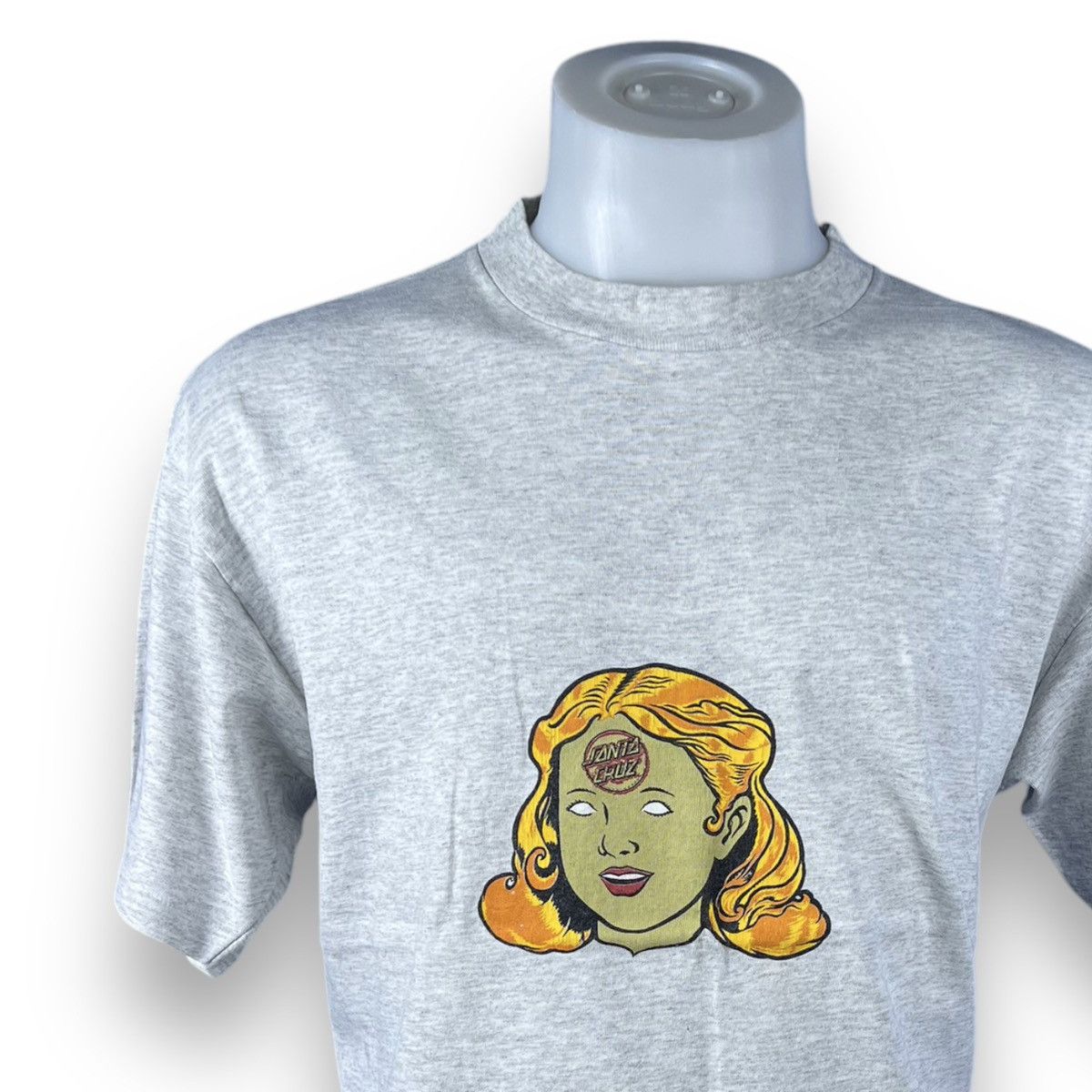 オールド bitch skateboards ビッチ スケートボード ボーダーTシャツ　ビンテージ　 old sk8 girl thrasher vans powell santa cruz オールド bitch skateboards ビッチ スケートボード ボーダーT