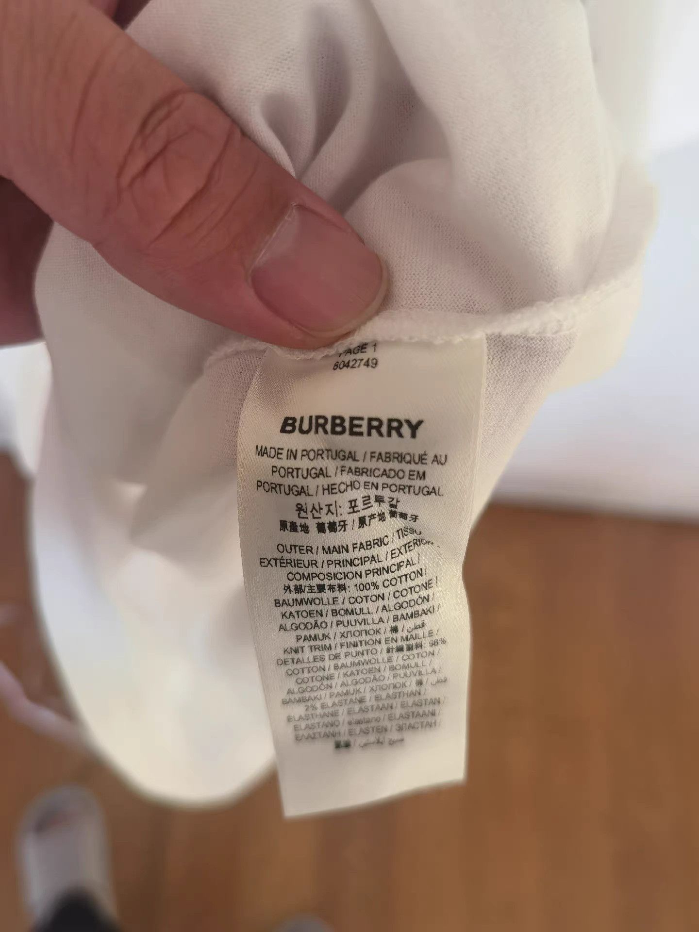 Burberry Burberry T-Shirt K17 Size US M / EU 48-50 / 2 - 4 Thumbnail