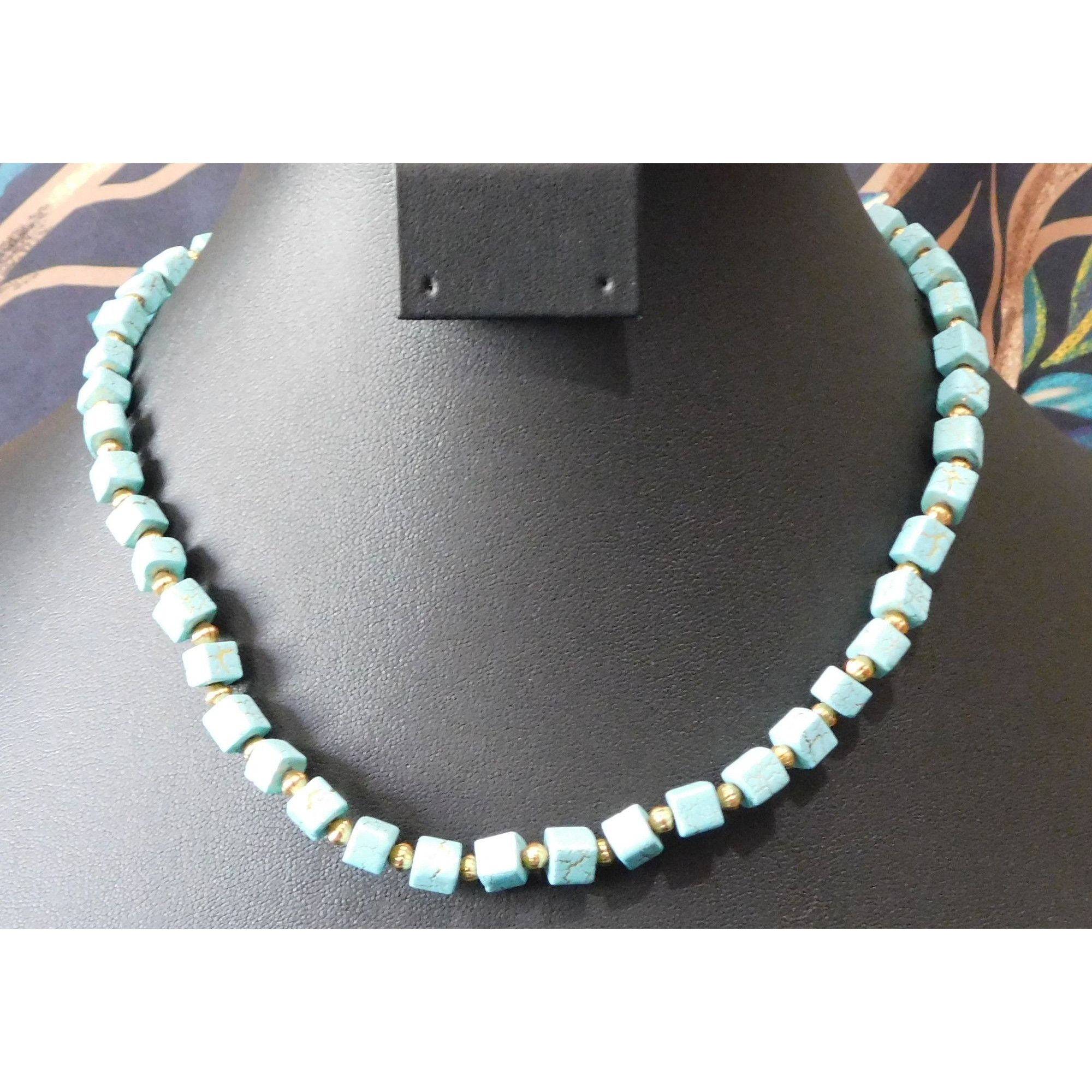 Other Elegant Faux Turquoise Cube And Gold Tone Beaded Necklace Size ONE SIZE - 3 Thumbnail